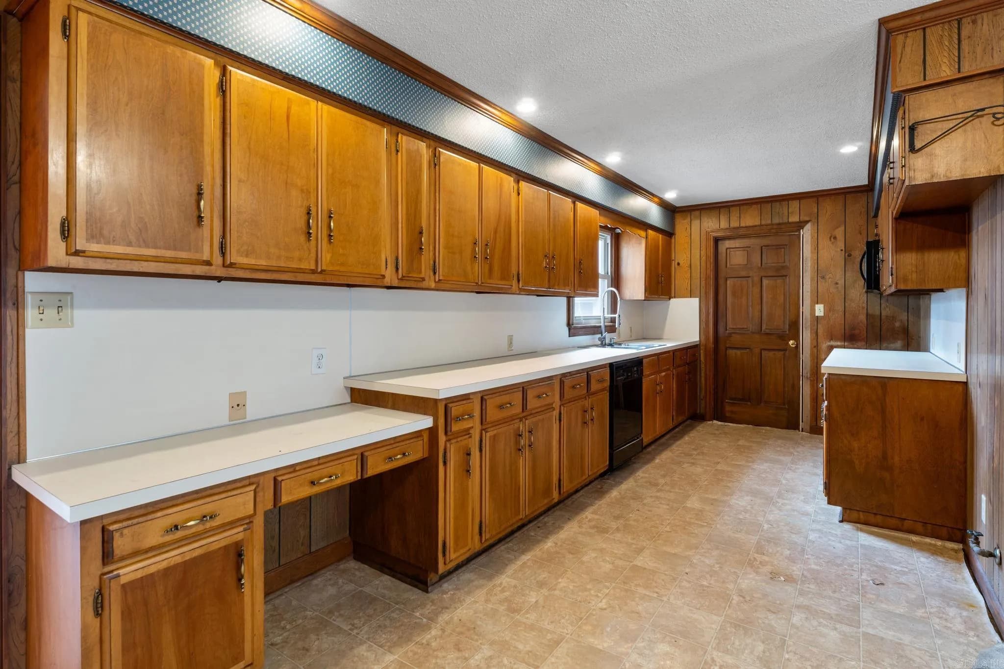 Property at 2105  Monticello - Image 15