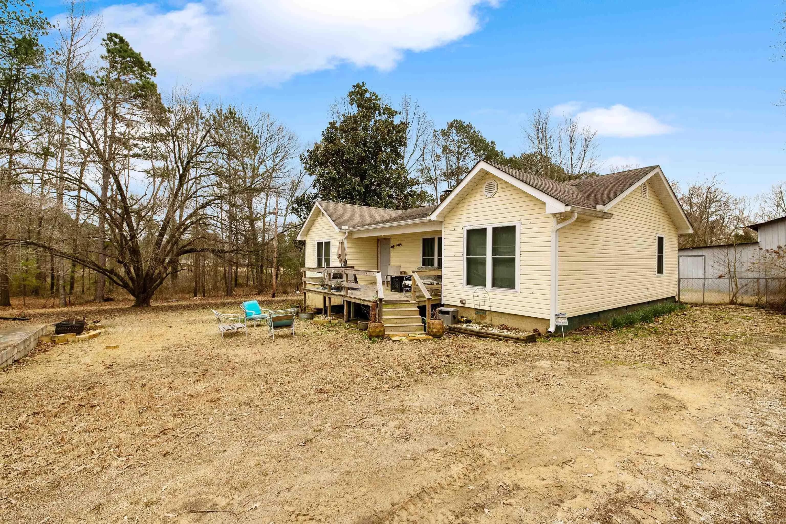 Property at 1019 W Main - Image 2