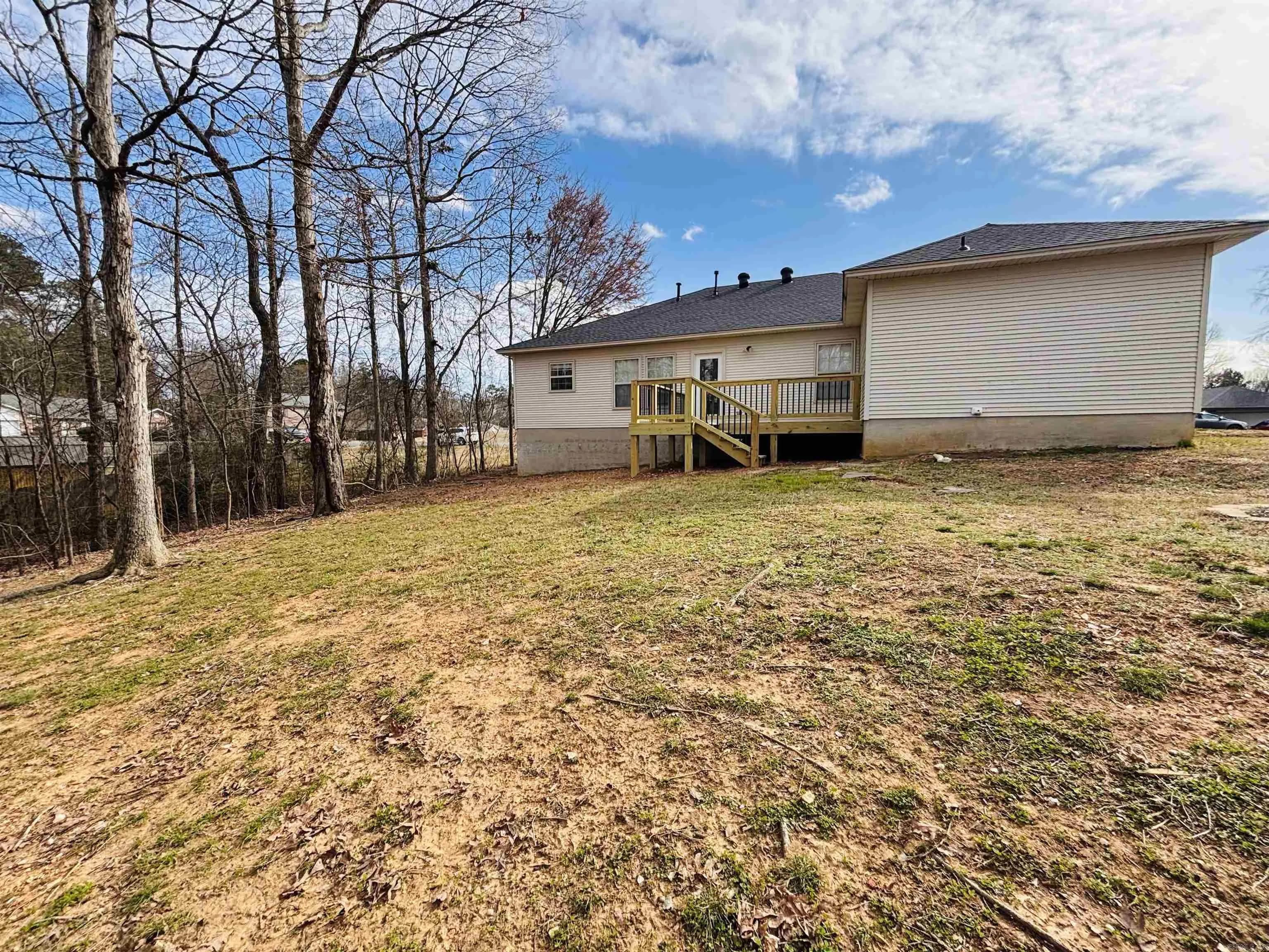 Property at 1004  Norwich - Image 32
