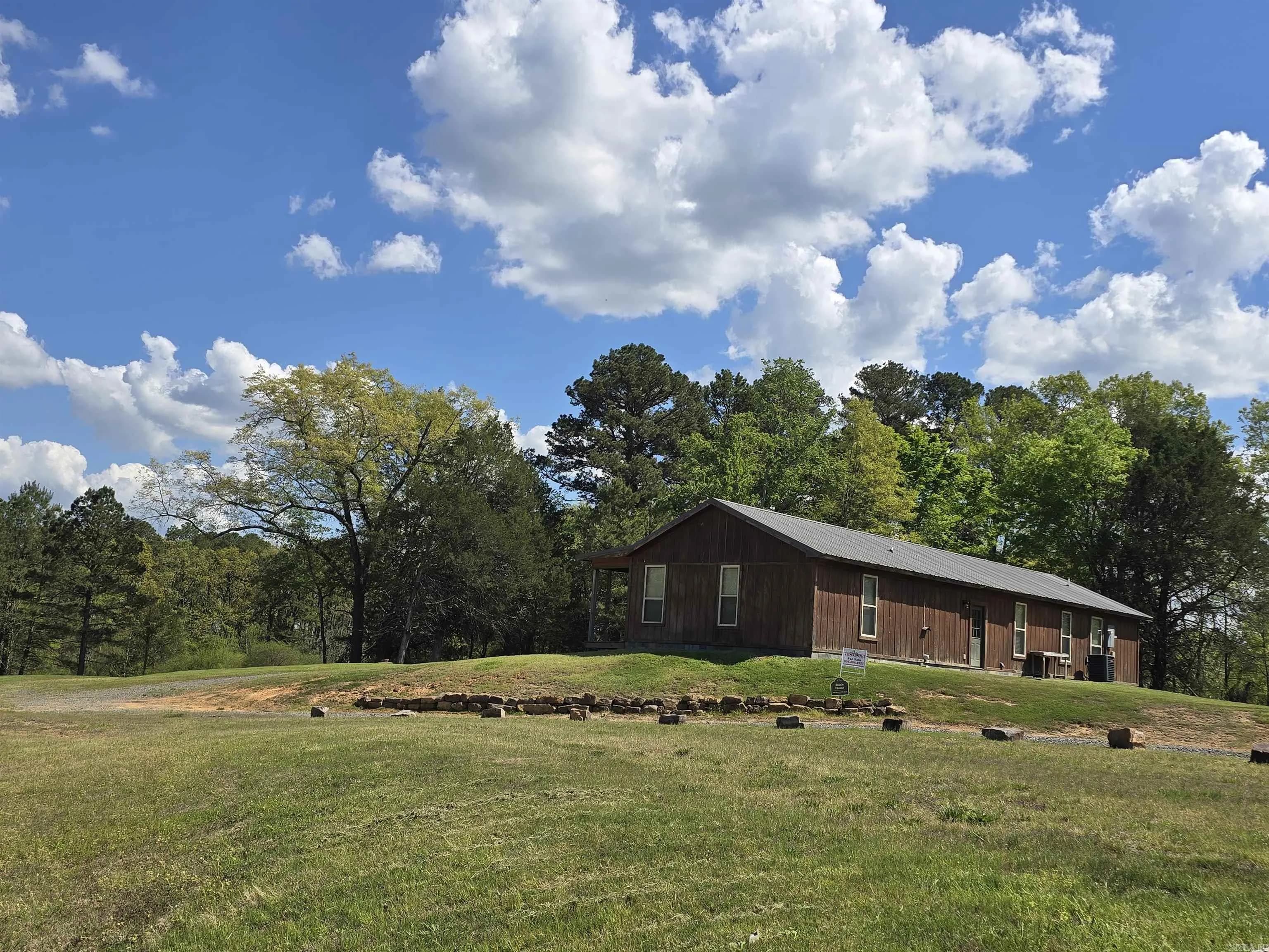 Property at 3193  Brownsville - Image 44
