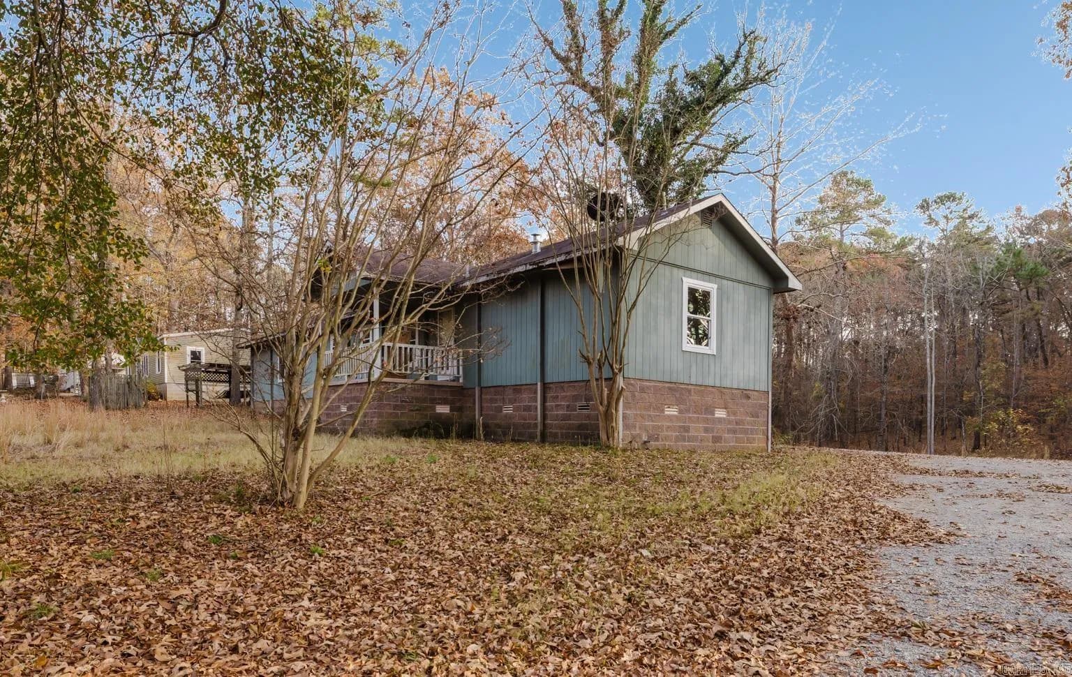 Property at 8718  Amber - Image 34