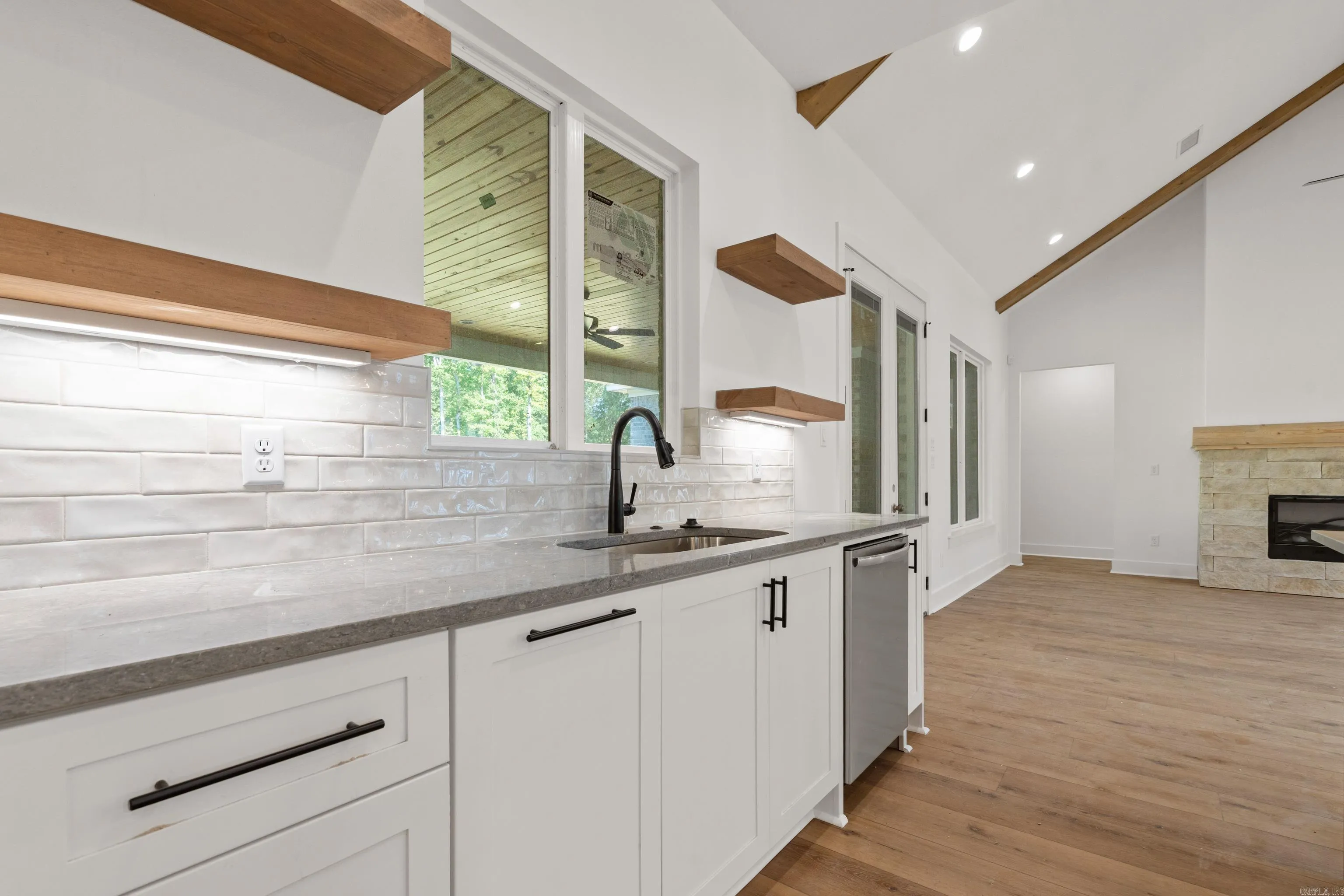 Property at 141  Shepherd loop - Image 32