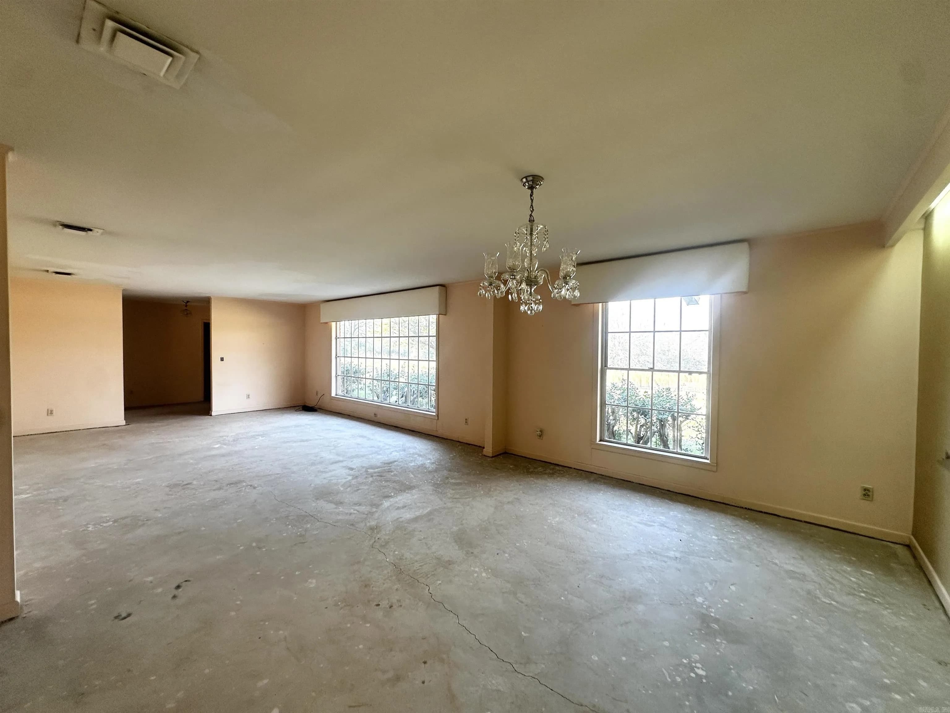 Property at 1408 E Main st. - Image 6