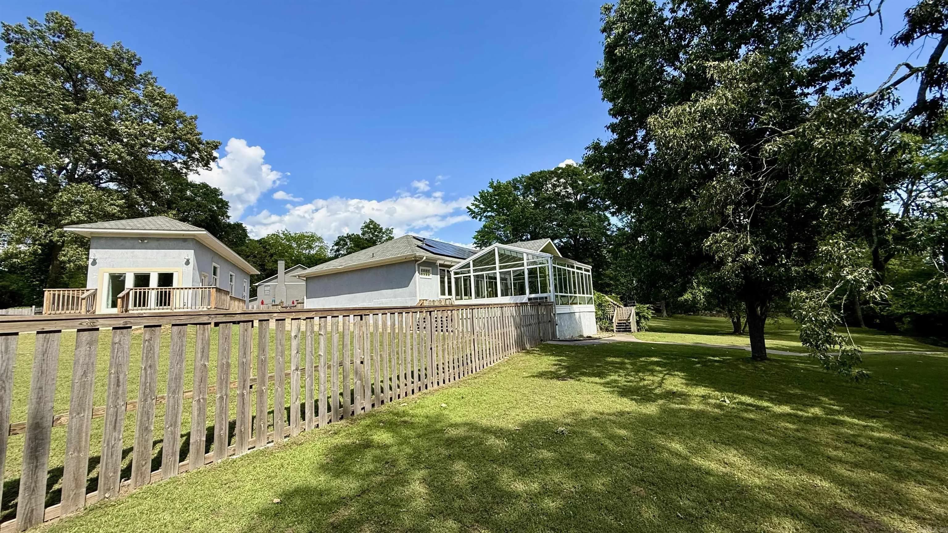 Property at 17  Breezewood - Image 49