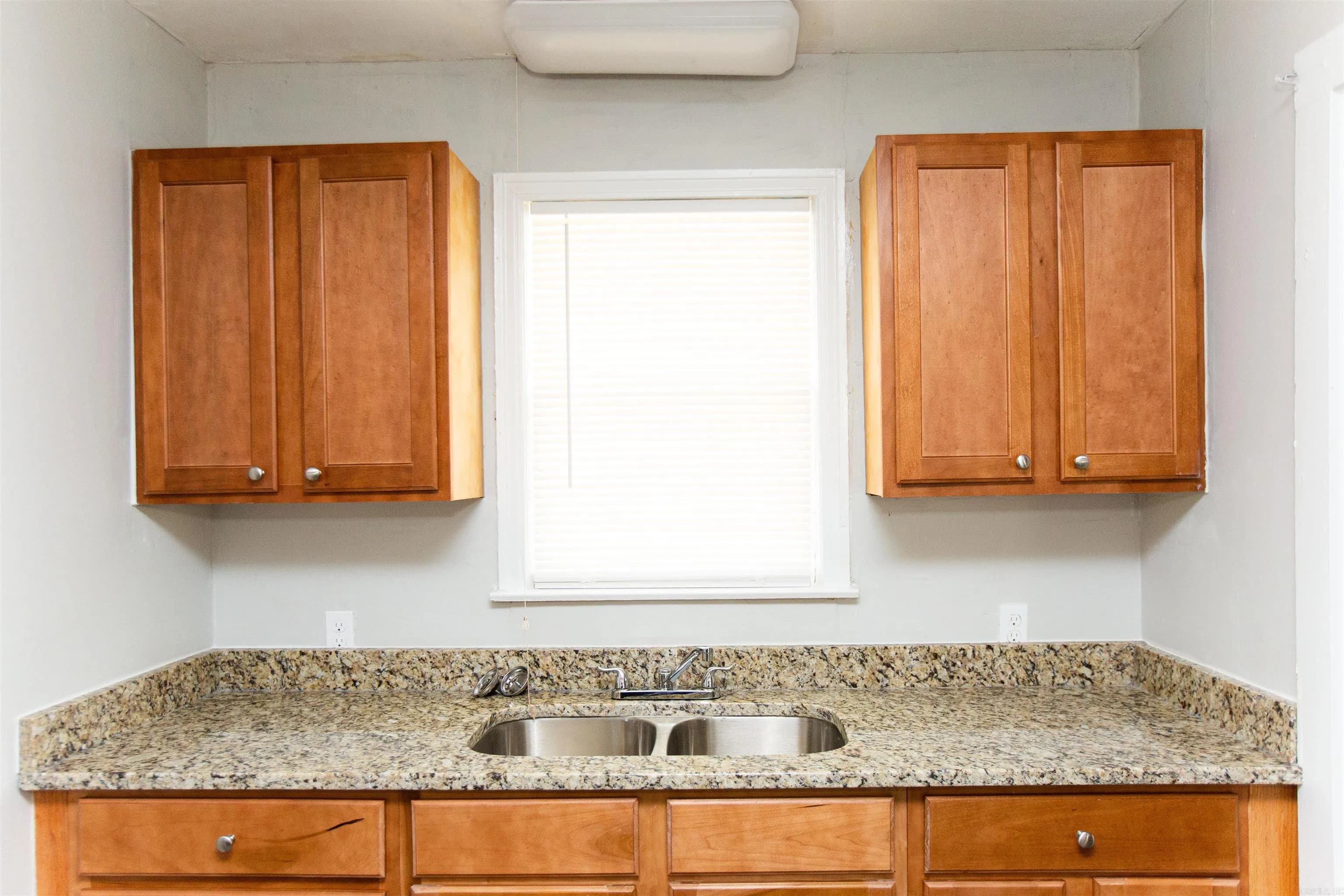 Property at 303  Boggs - Image 5