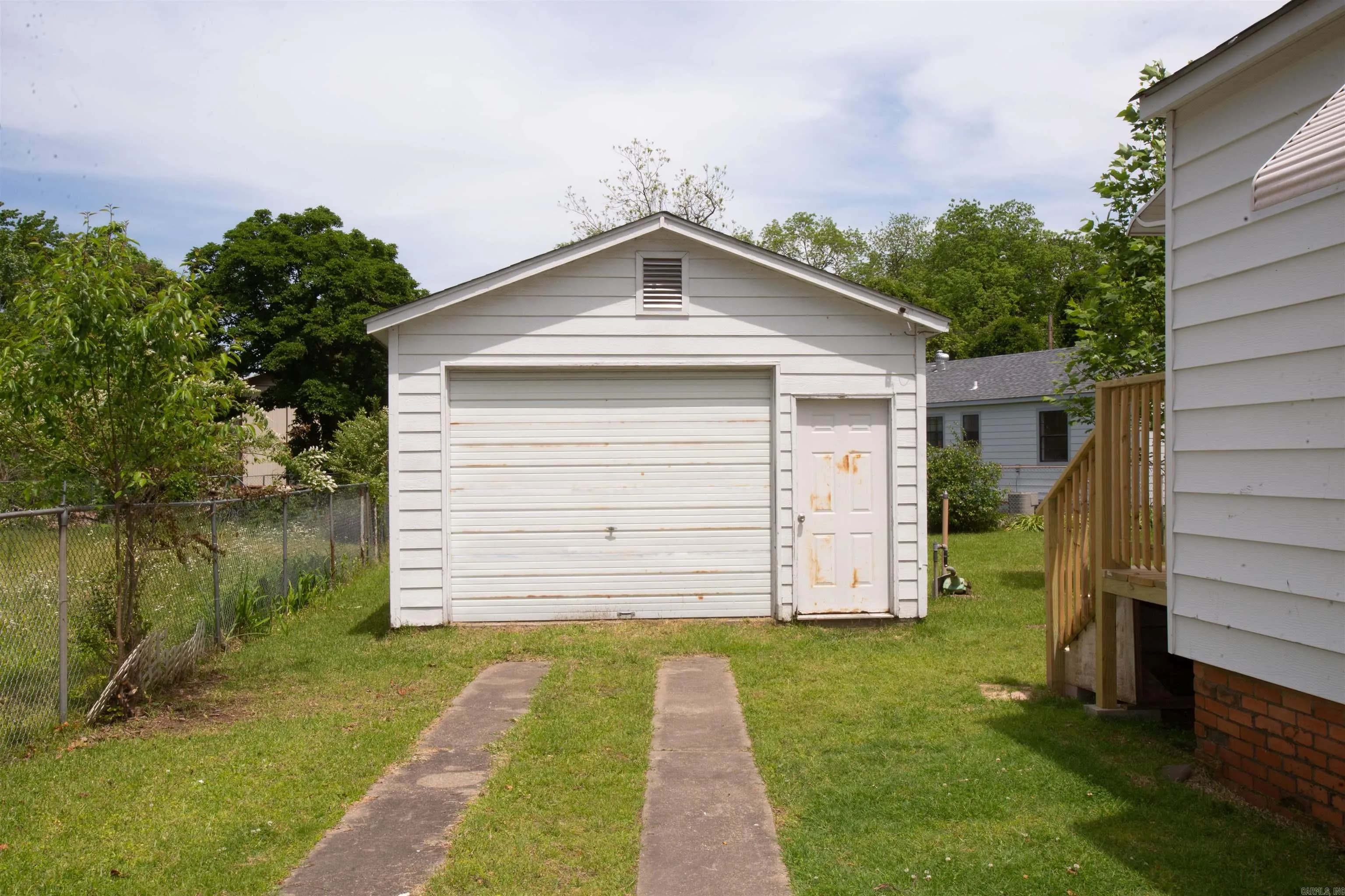 Property at 303  Boggs - Image 17