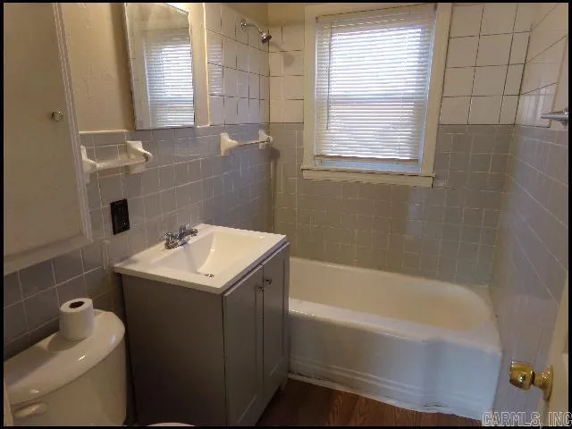 Property at 1320  Adams - Image 6