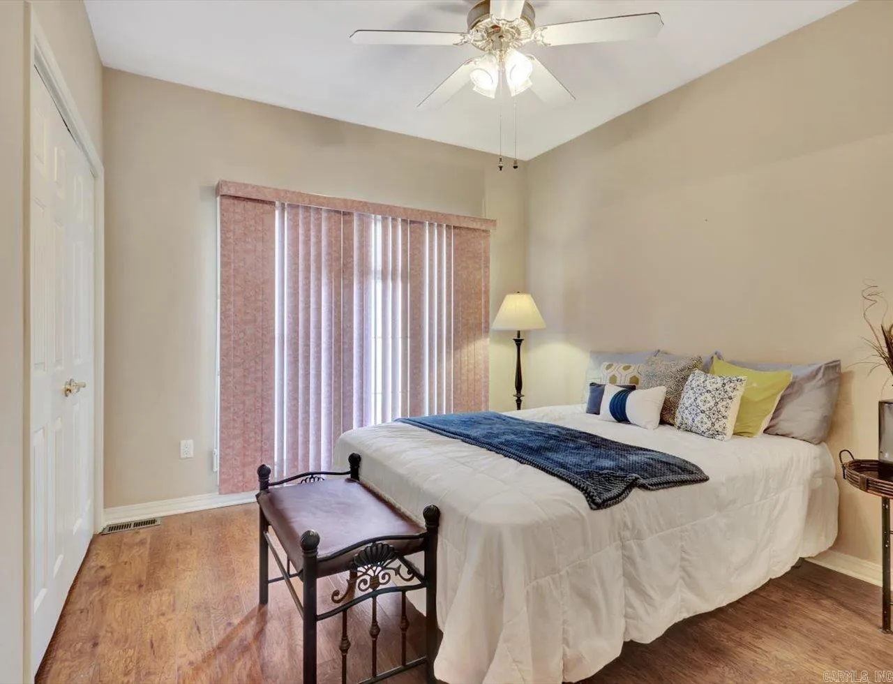 Property at 120  Pineapple - Image 25