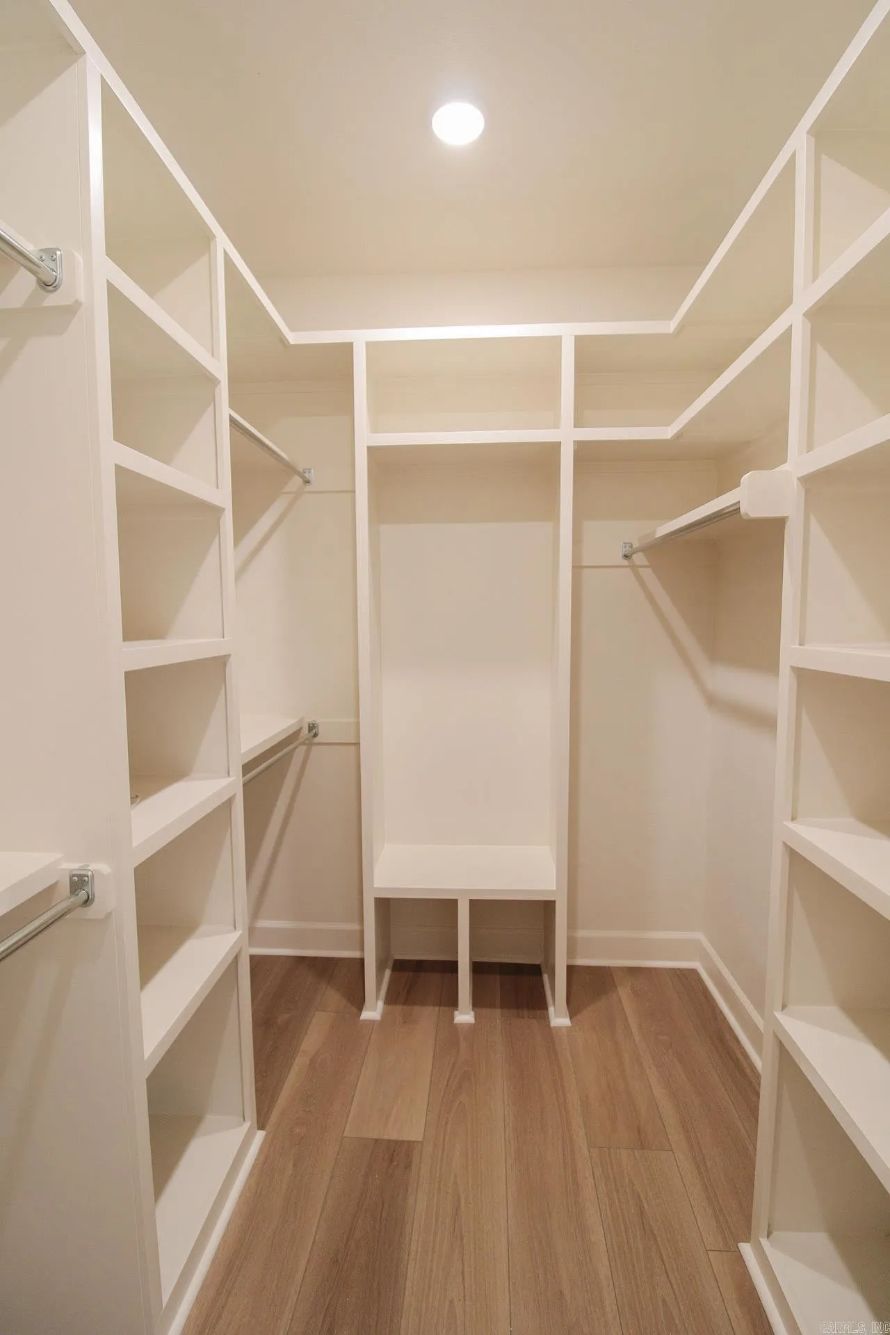 Property at 1020  Ridgeview - Image 15