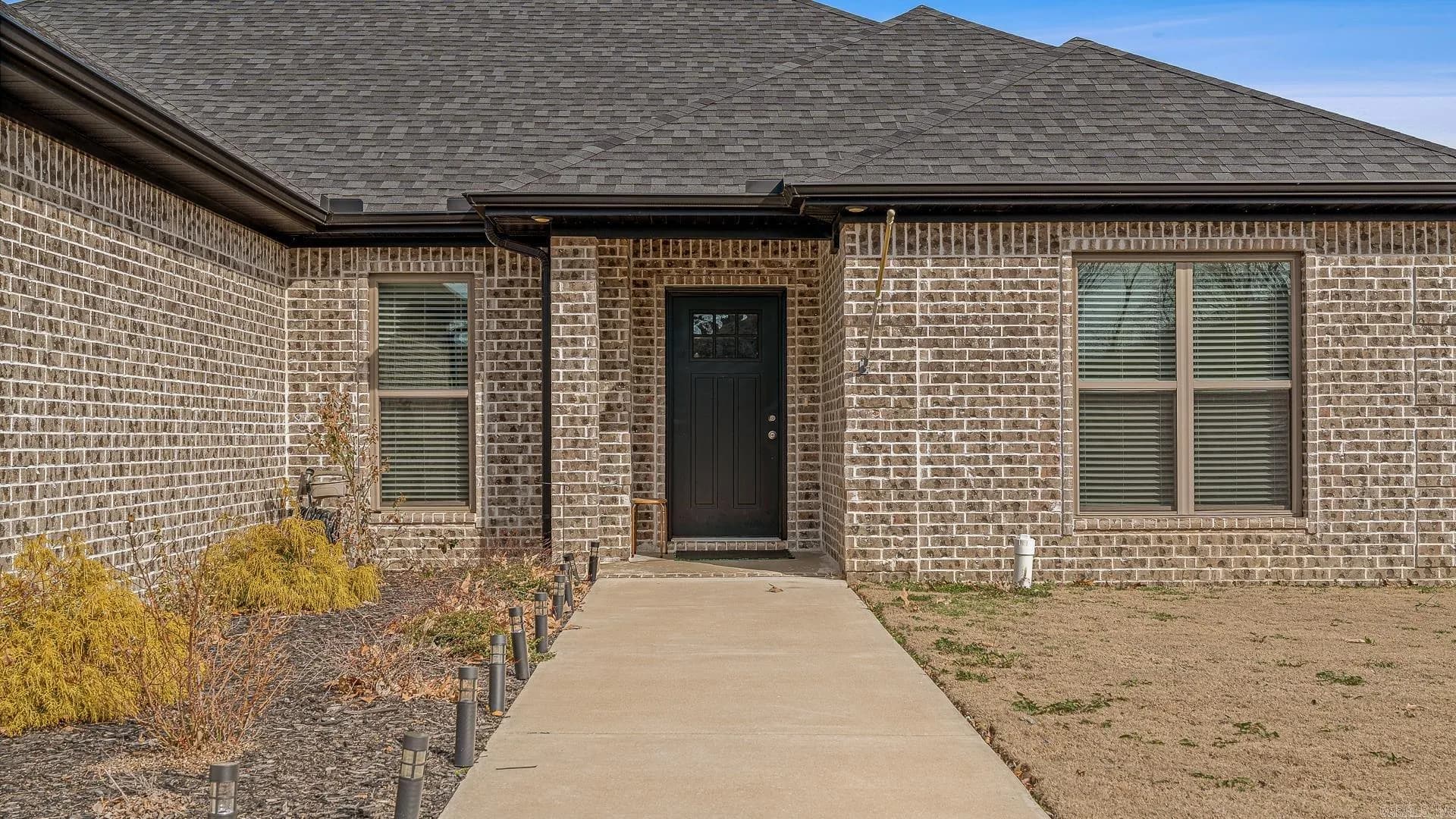 Property at 1003  Ava lane - Image 29