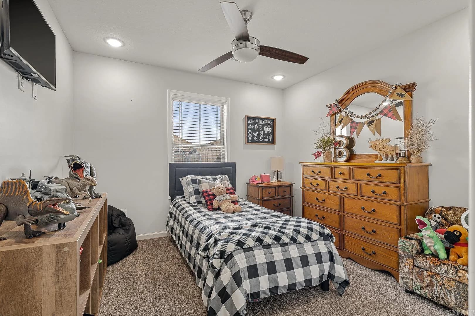 Property at 1003  Ava lane - Image 19