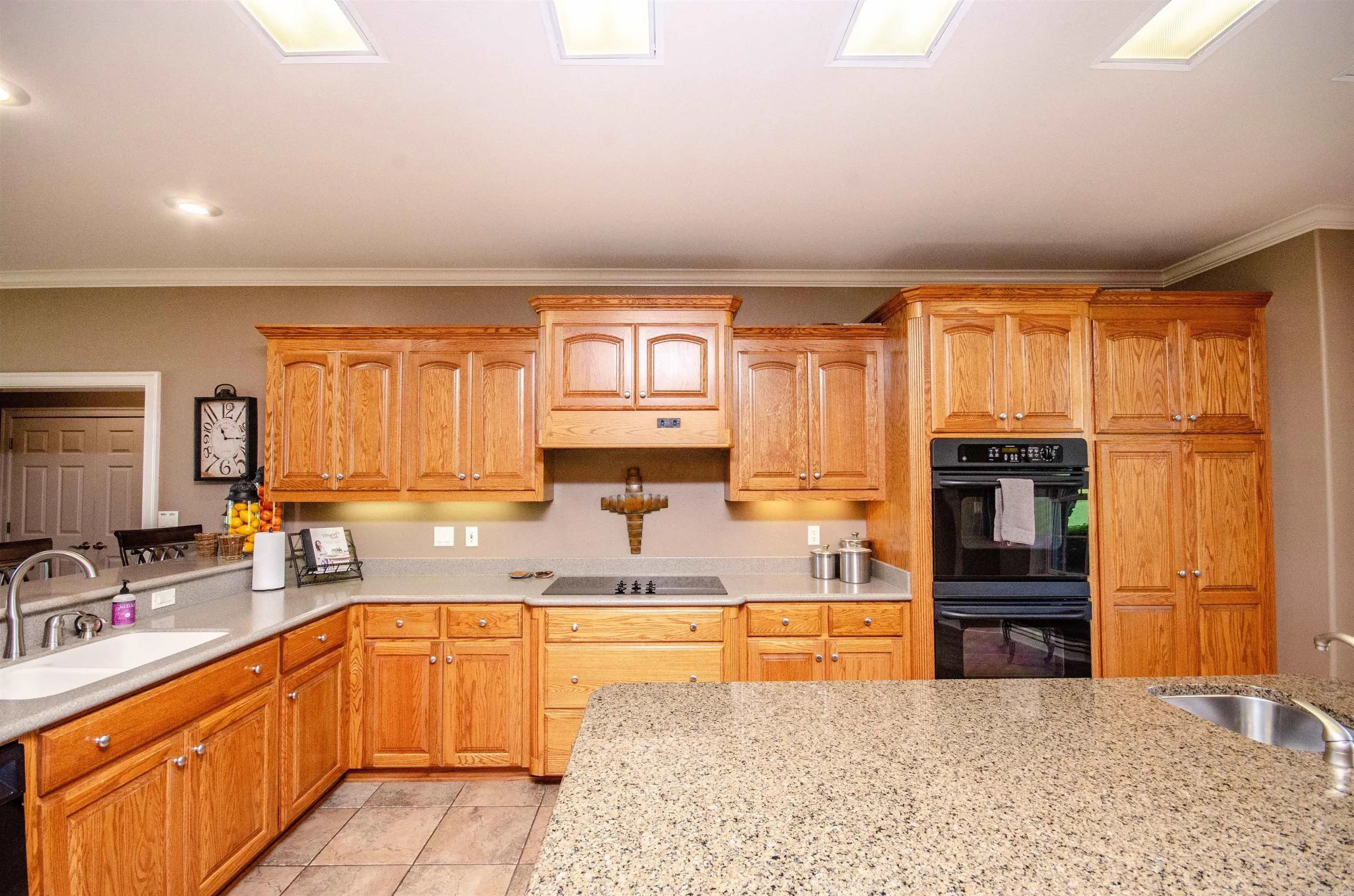Property at 54  Middle - Image 25
