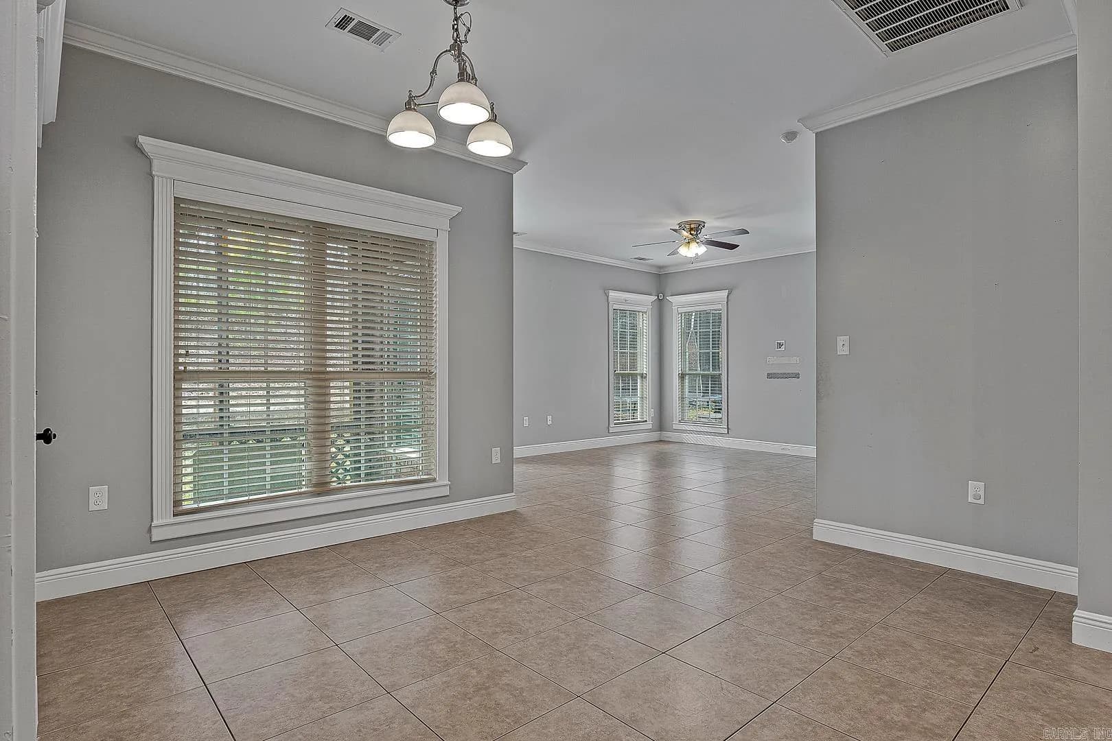 Property at 3104  Bronze leaf - Image 17