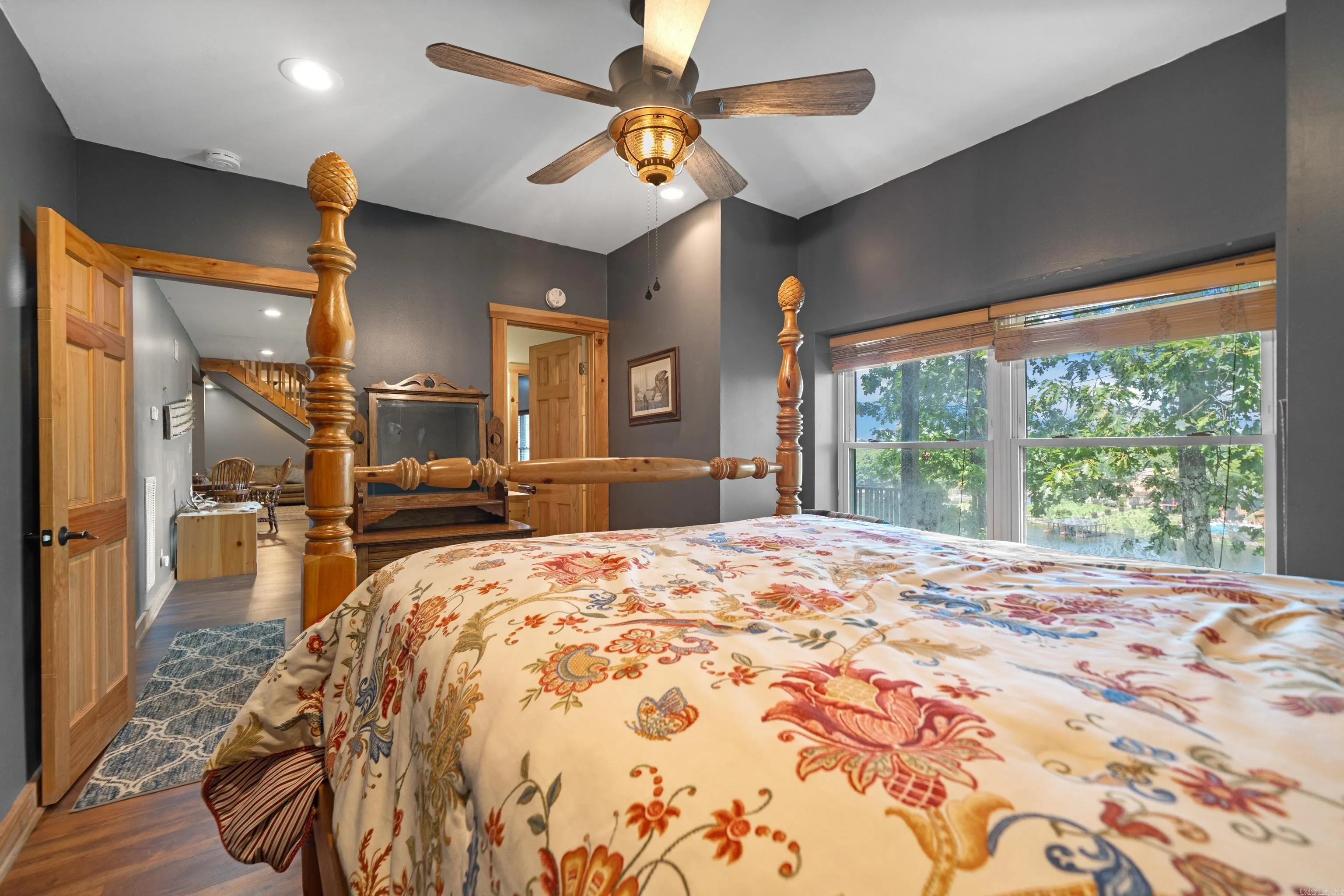 Property at 1415  Lakeshore - Image 44