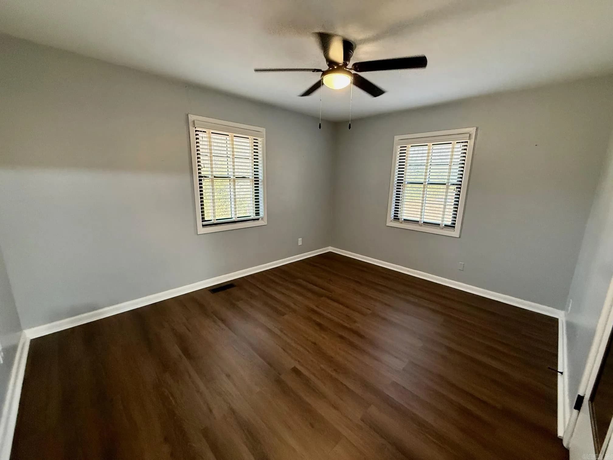 Property at 504  Wildwood - Image 20
