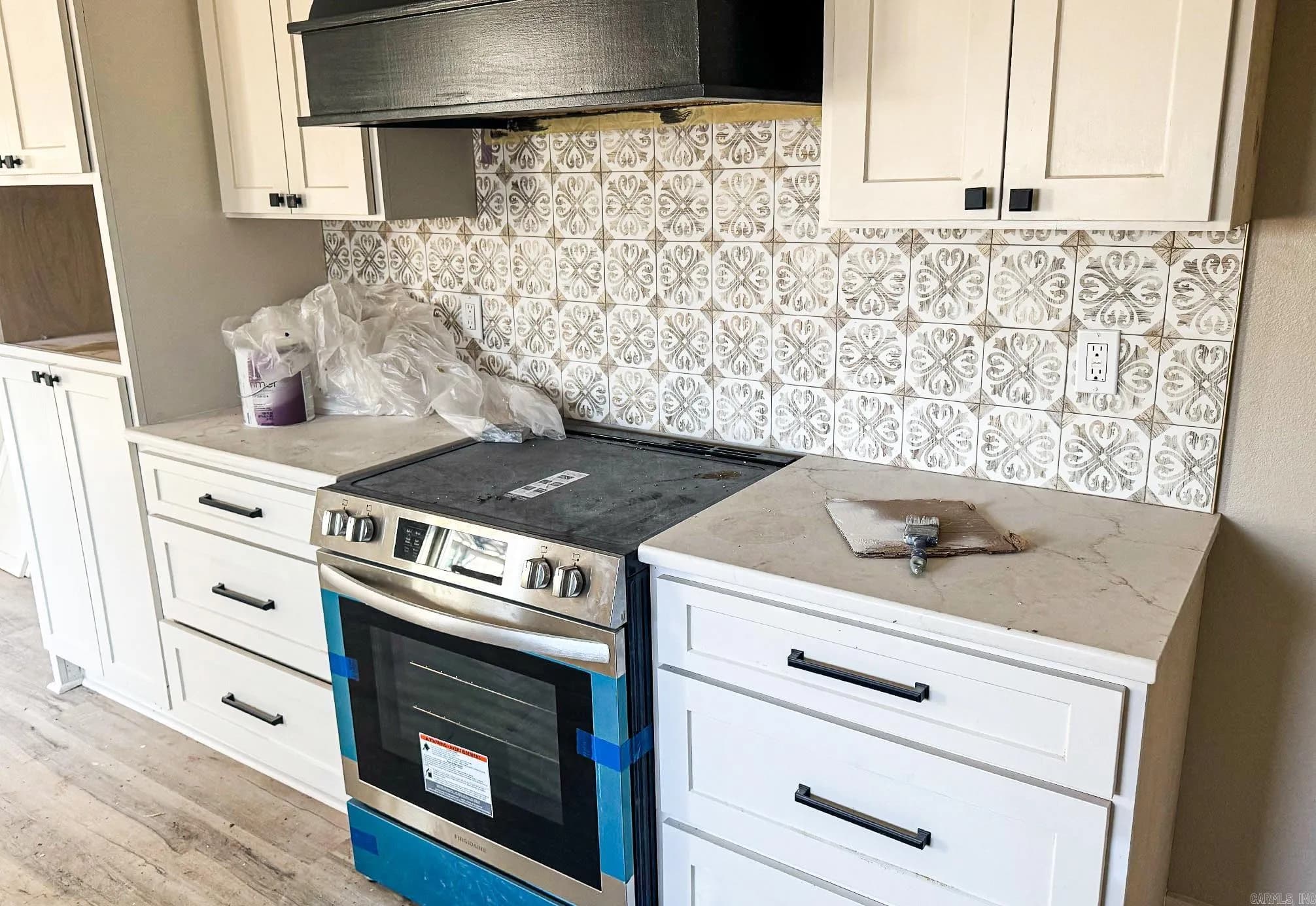 Property at 601  Hillcrest - Image 4