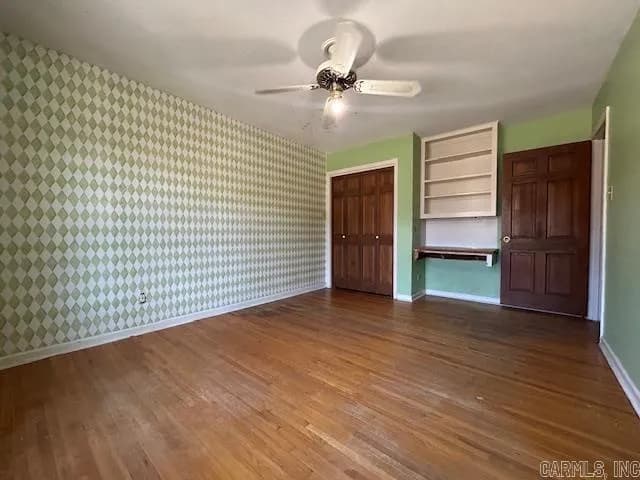 Property at 6112  Evergreen - Image 13