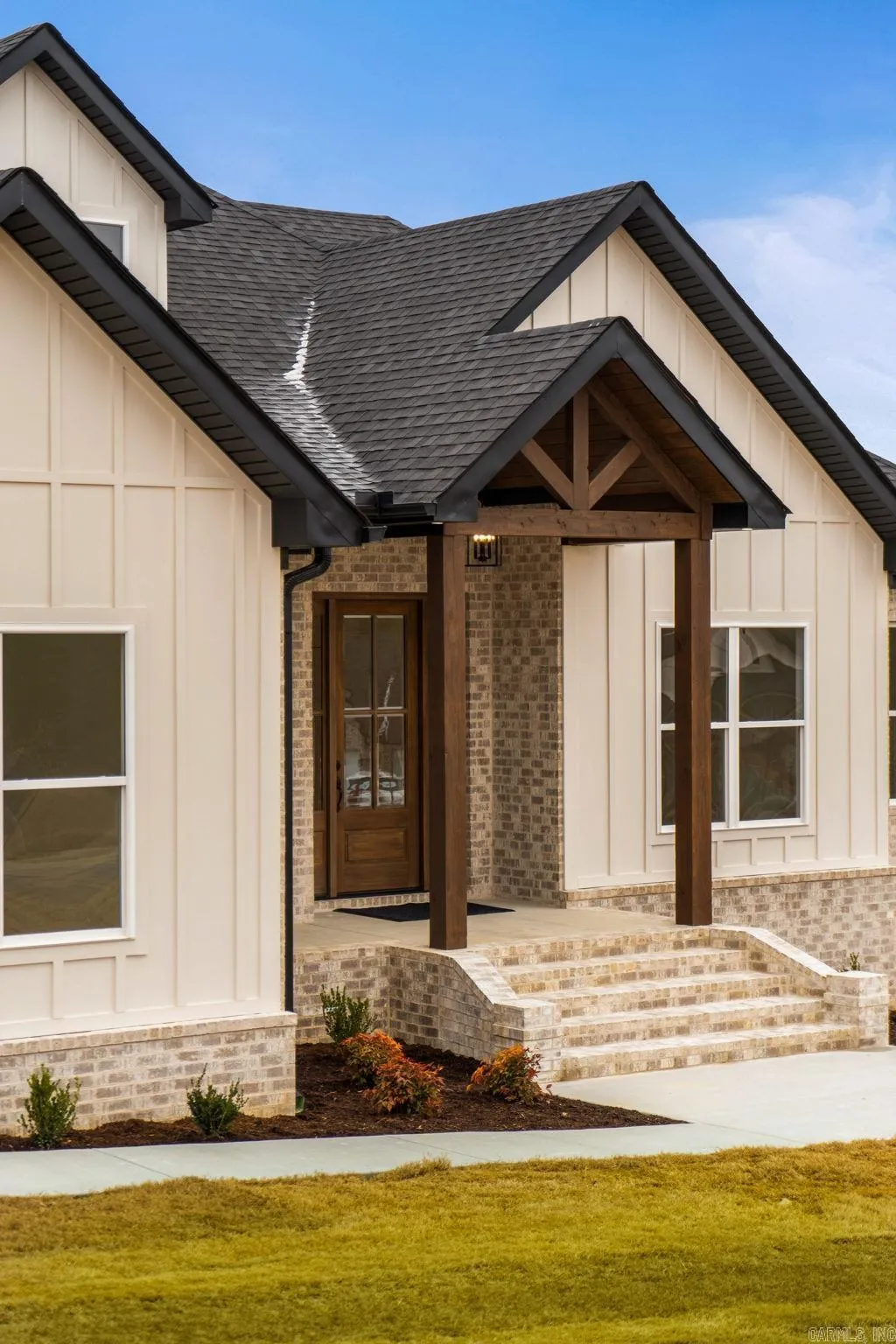 Property at 26  Avrey - Image 3