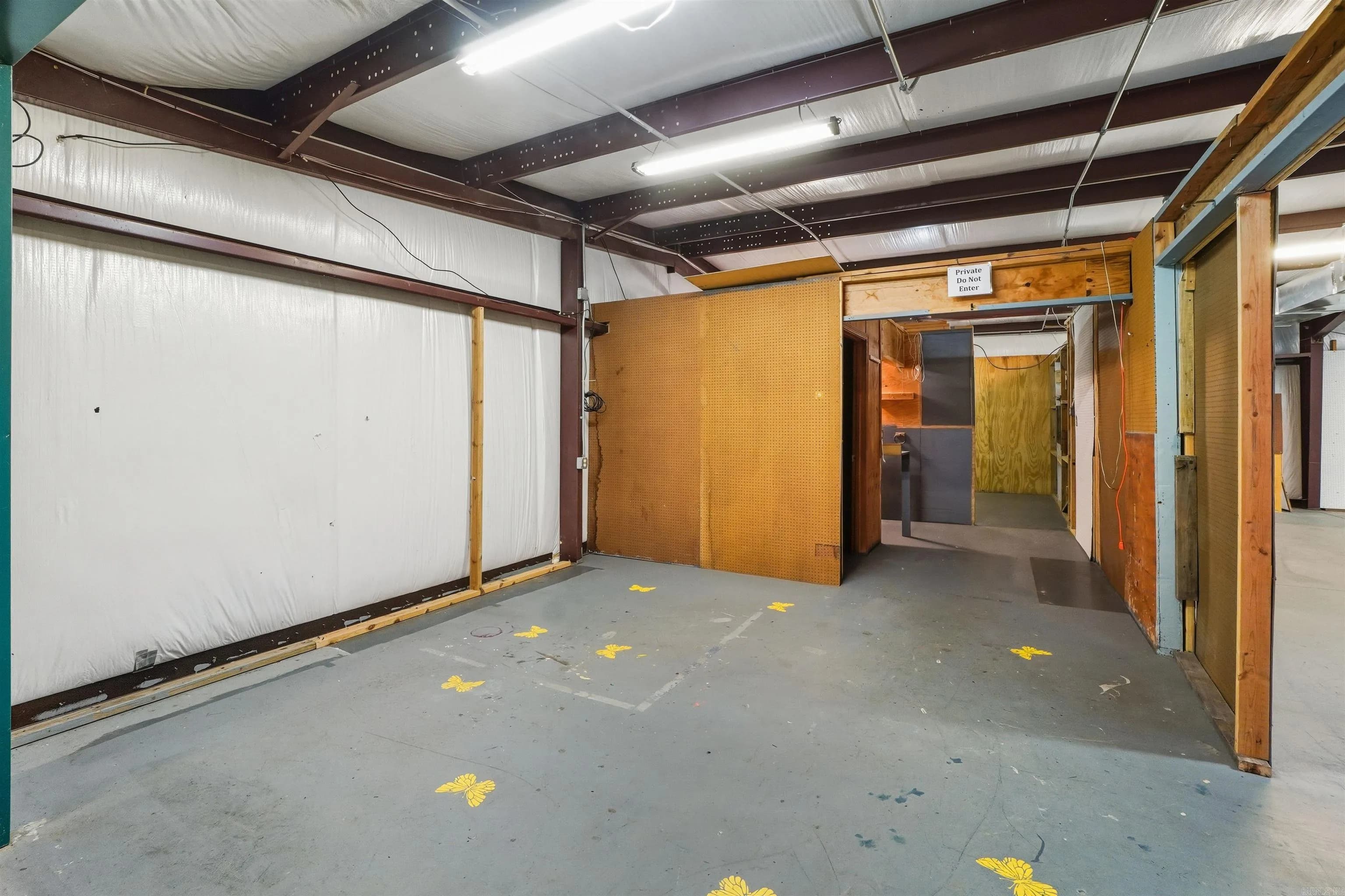 Property at 344  Rosebud - Image 11