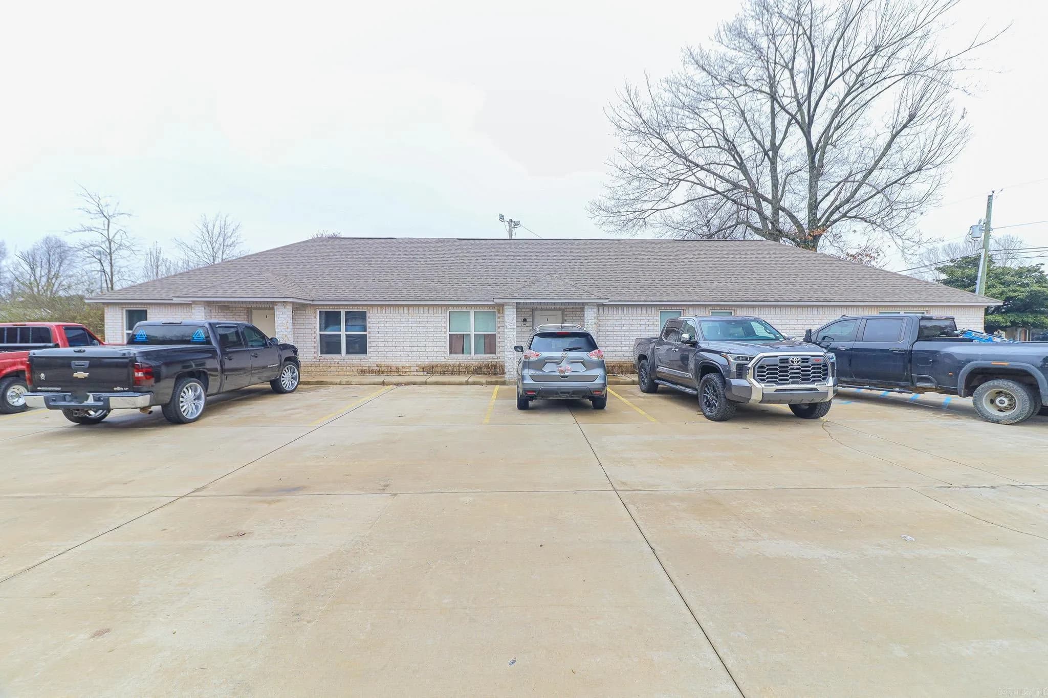 Property at 319  Scott - Image 14