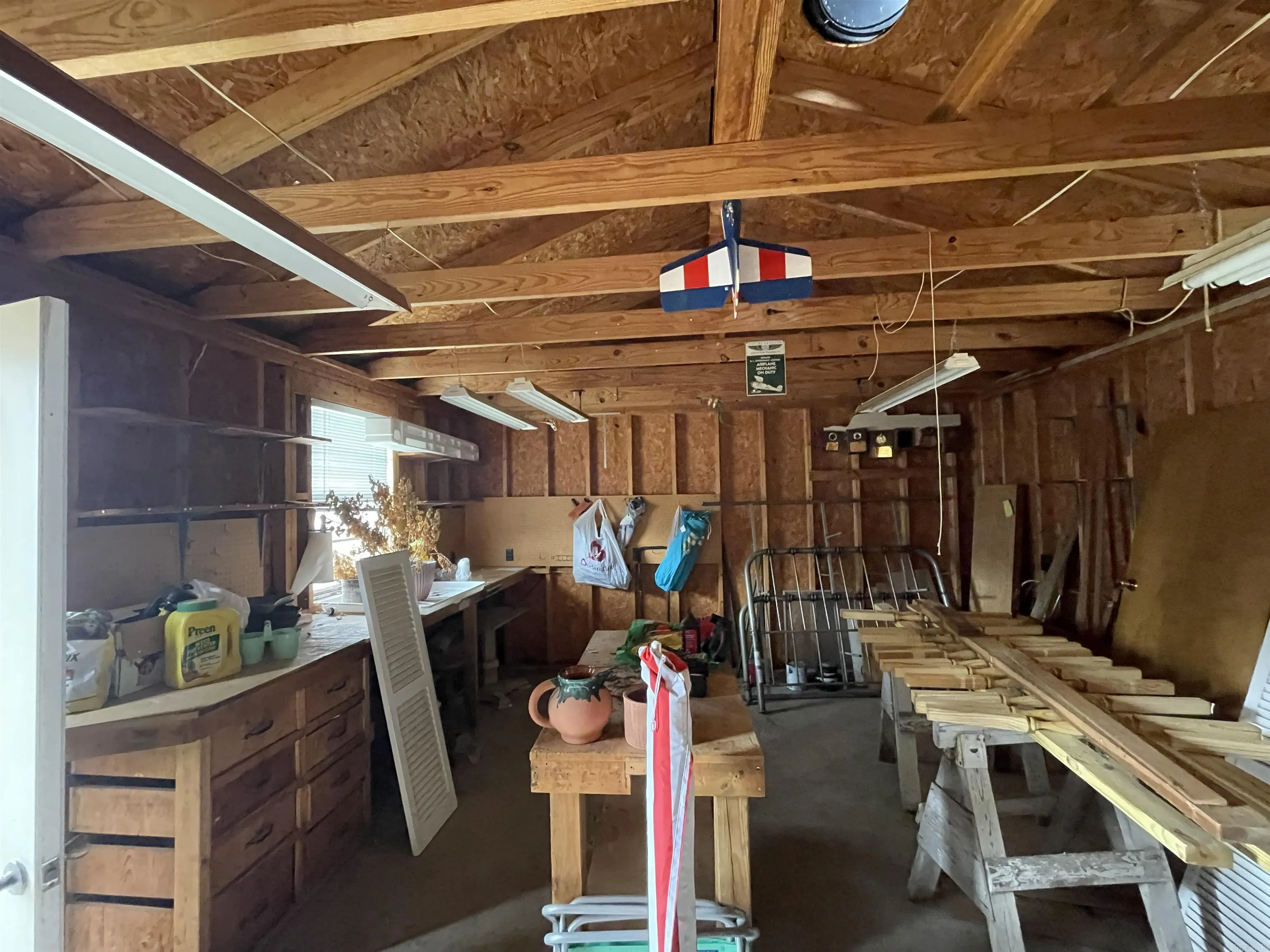 Property at 1346  Glenmere - Image 21