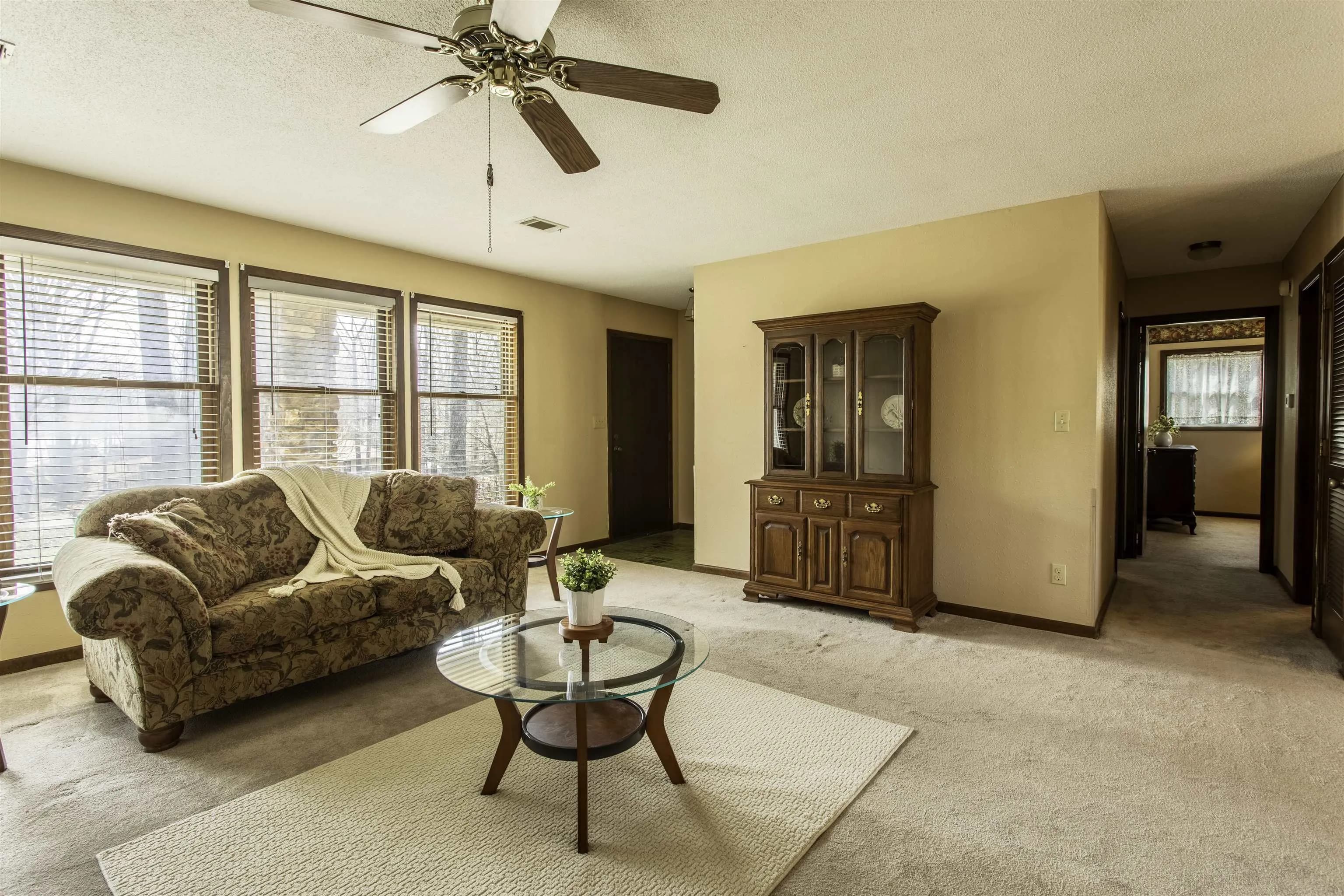 Property at 7  Winnebago - Image 5