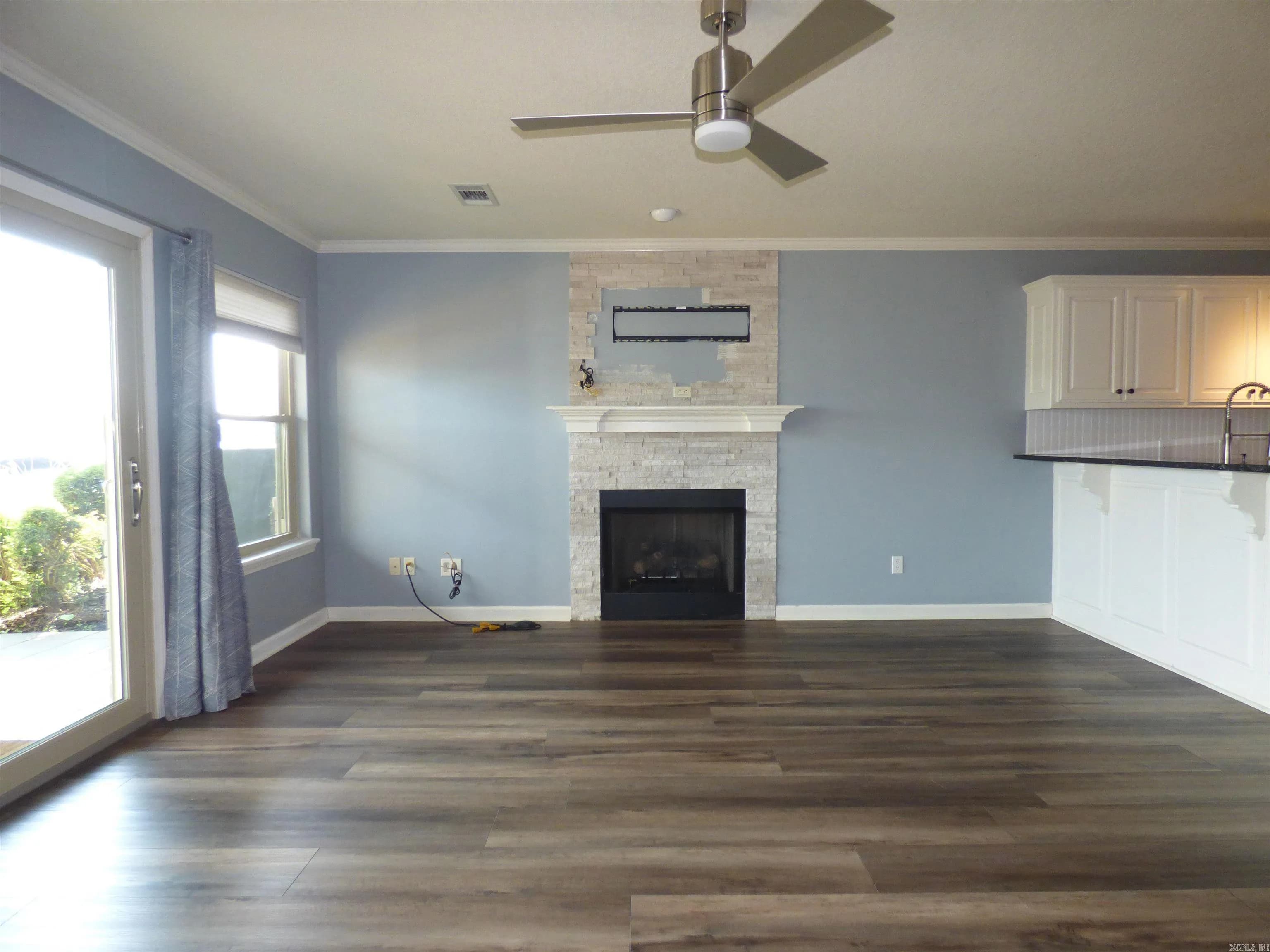 Property at 183  Villa pointe, C - Image 15