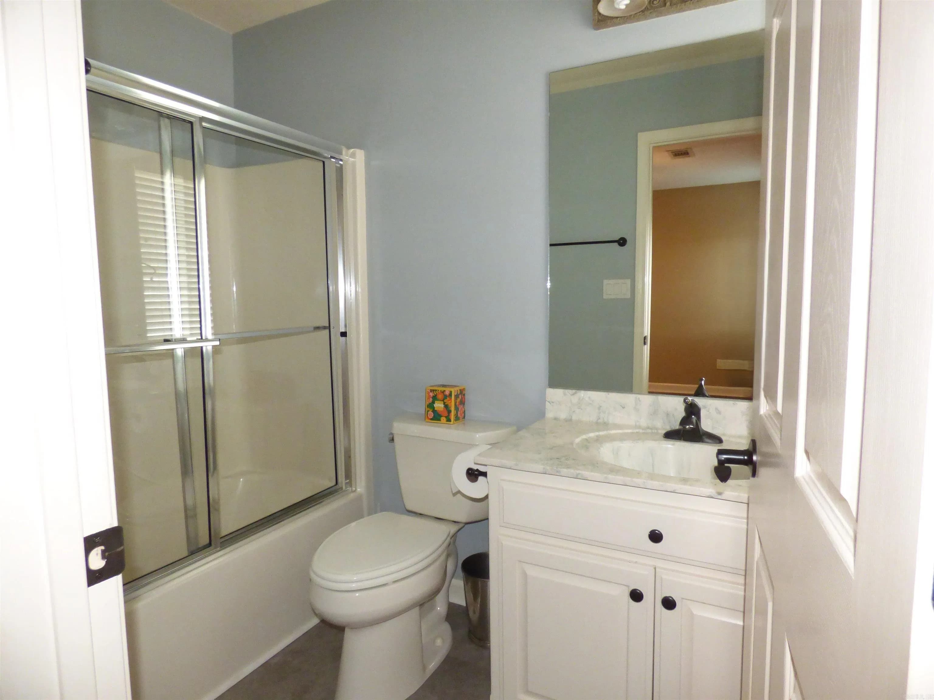 Property at 183  Villa pointe, C - Image 25