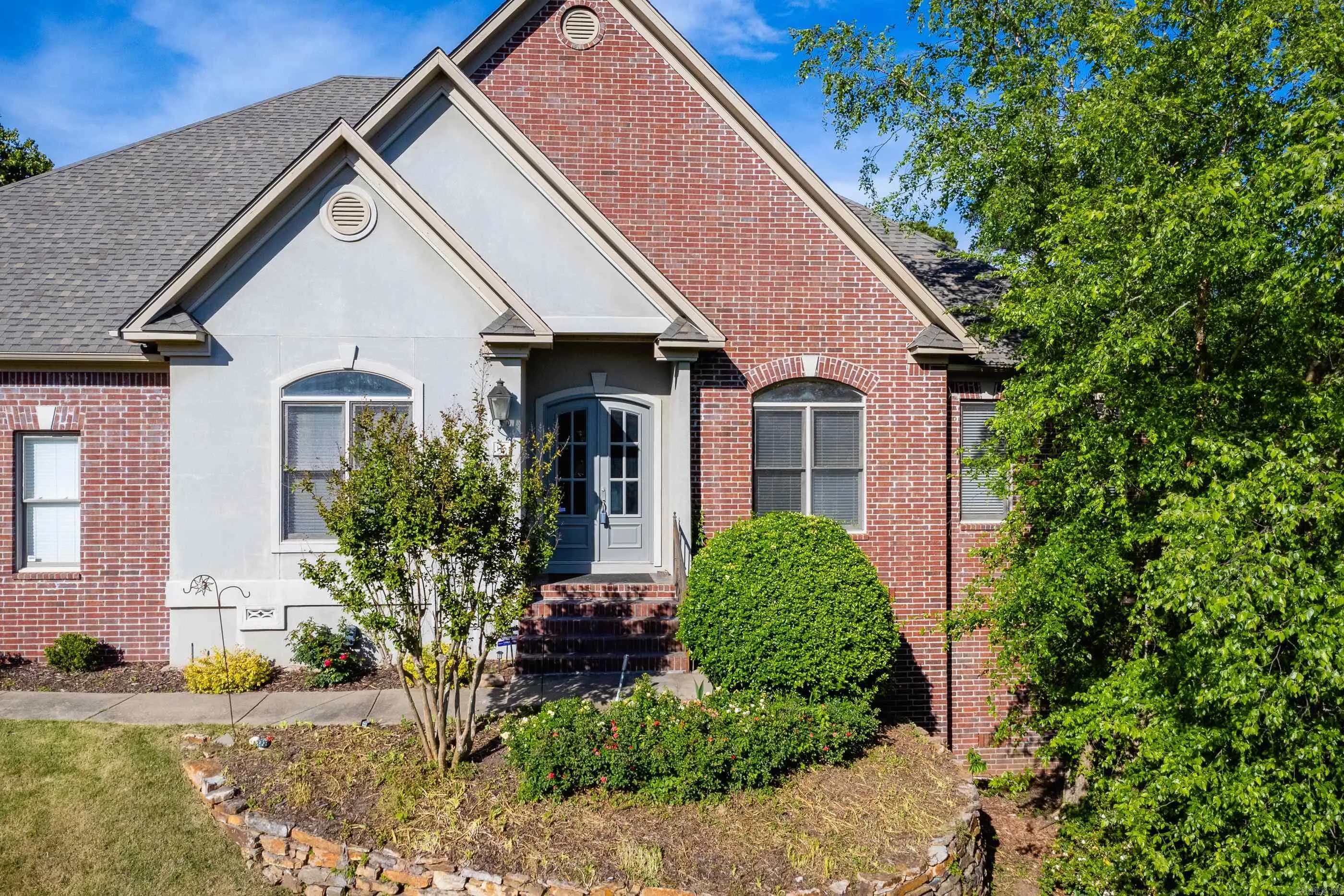 Property at 115  Noyant - Image 2