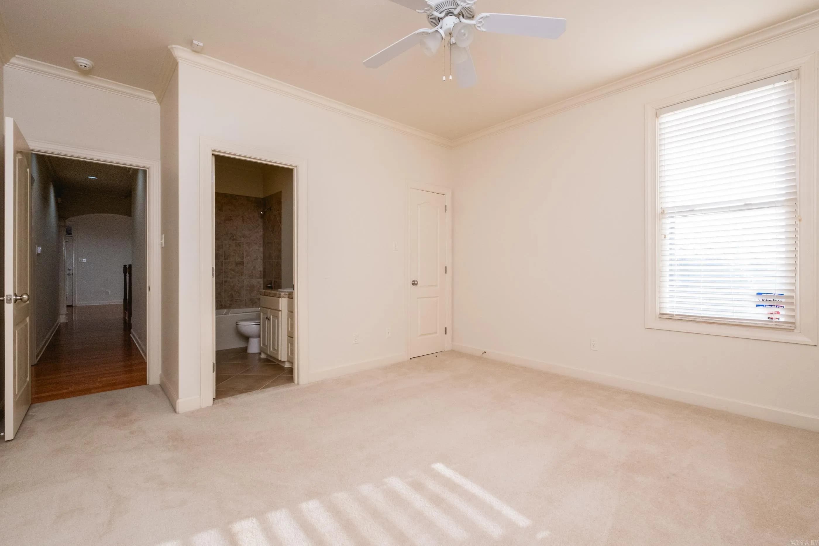 Property at 115  Noyant - Image 35