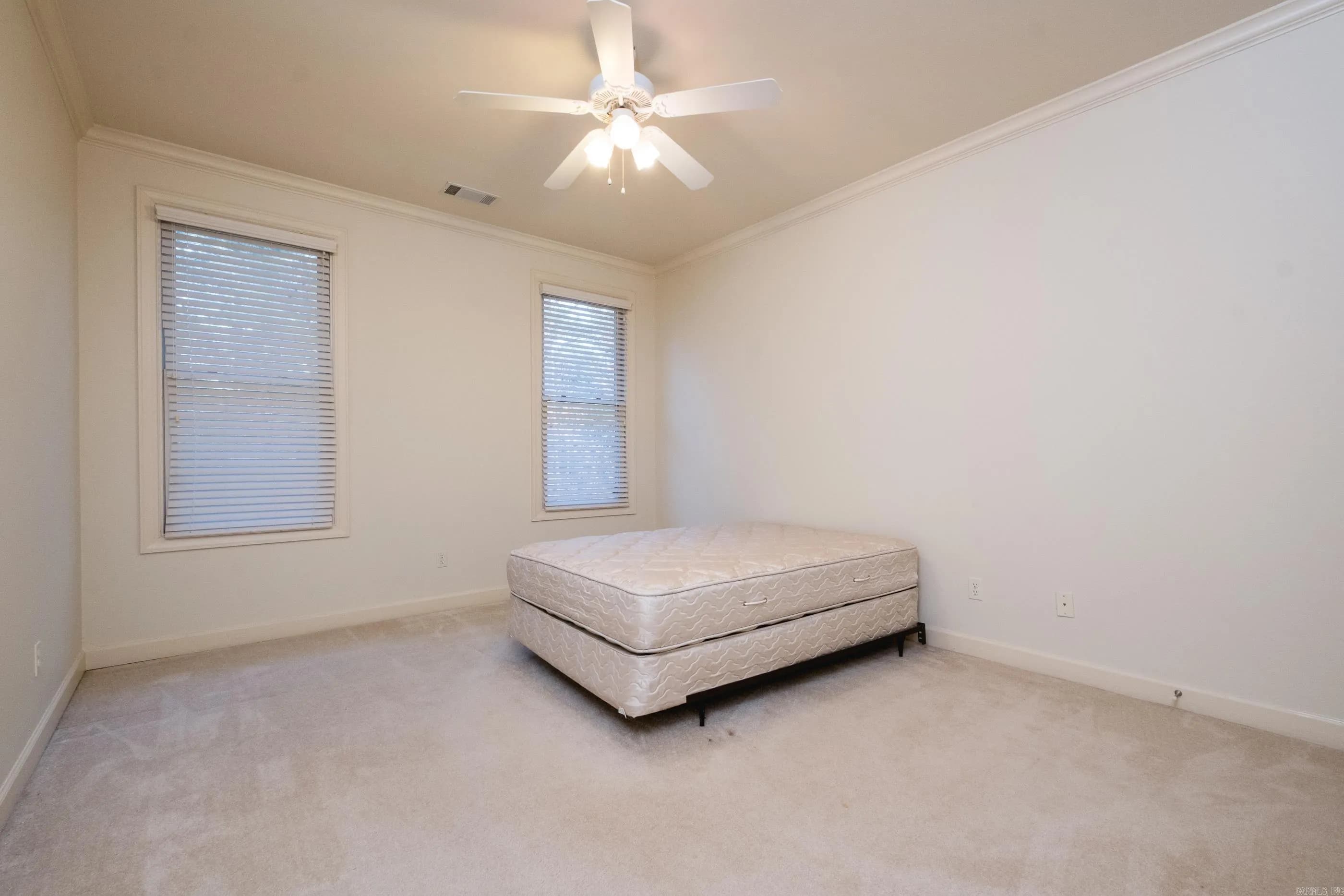 Property at 115  Noyant - Image 39