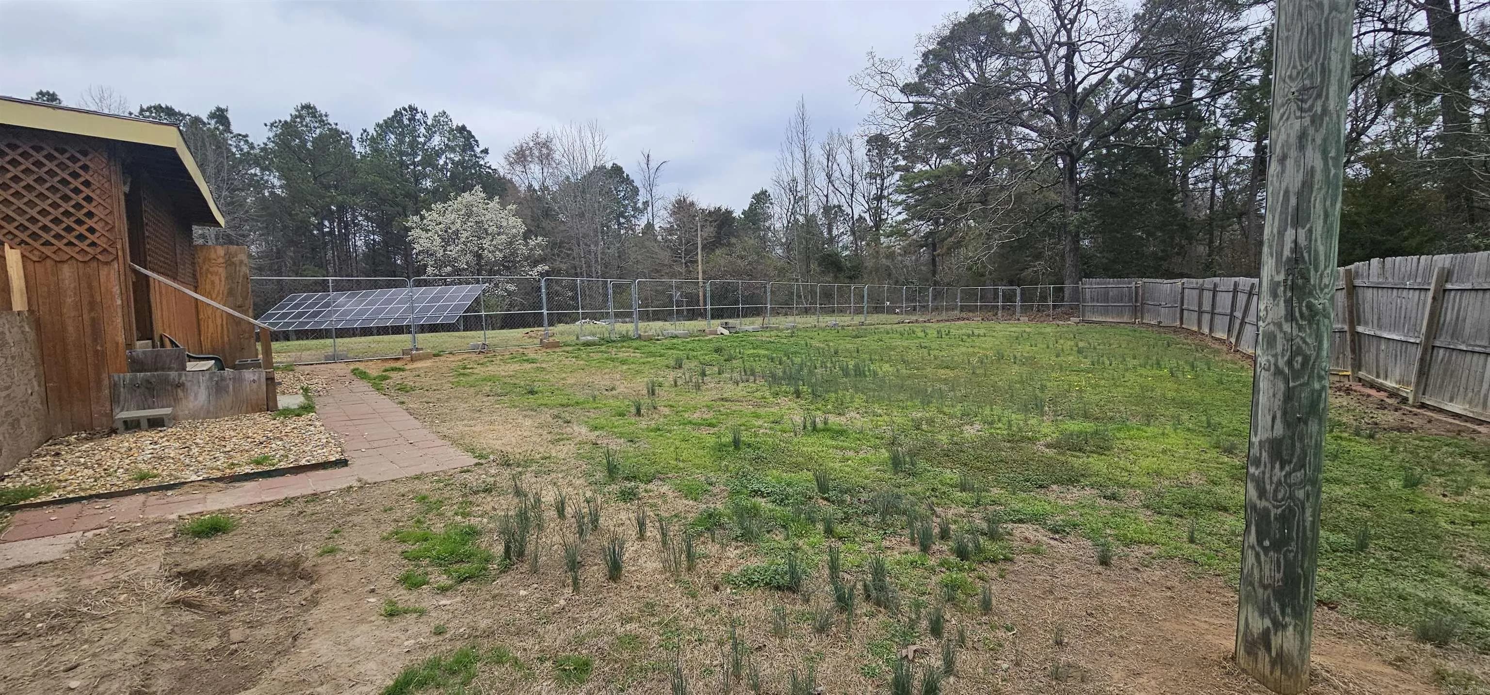 Property at 10021  Webster - Image 26