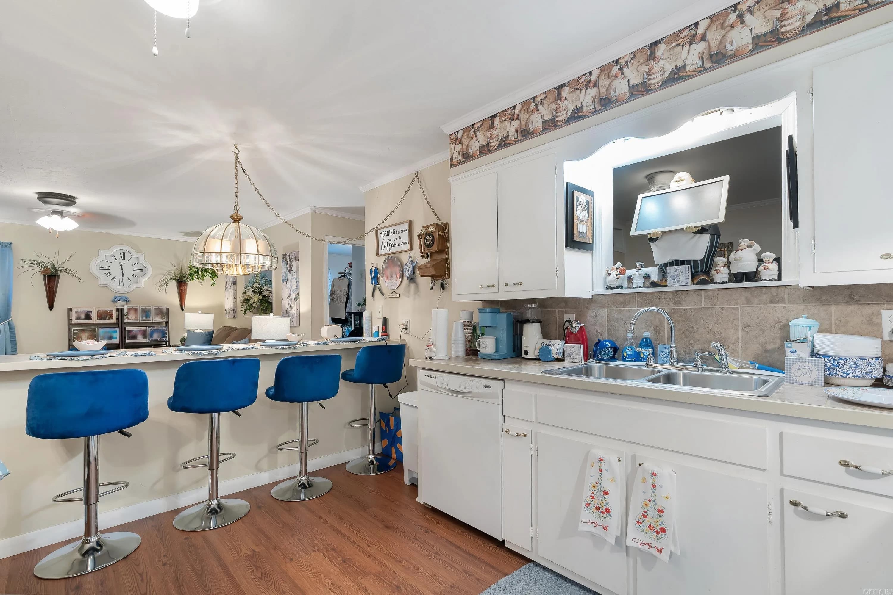 Property at 44  Oak grove - Image 11