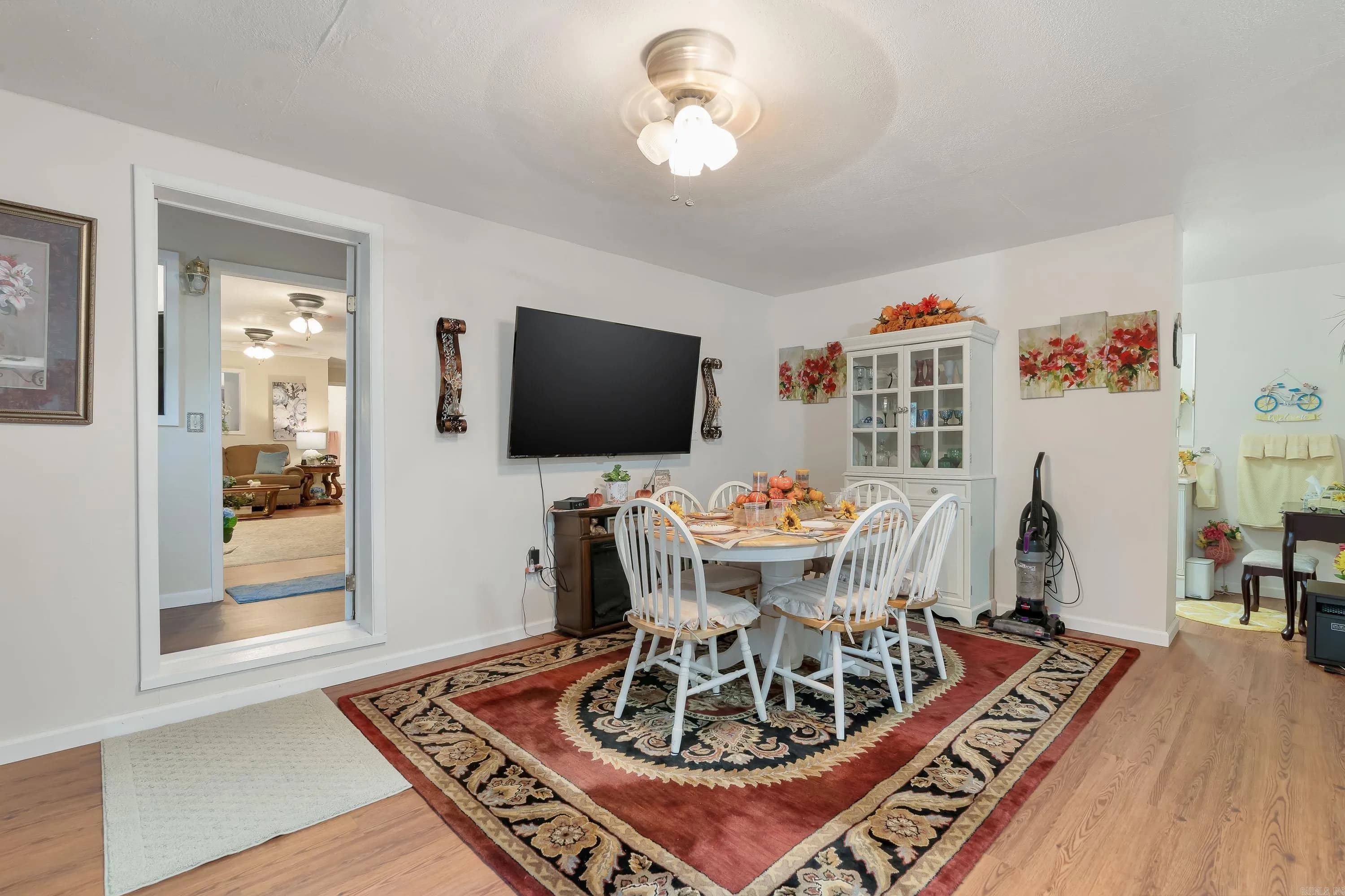 Property at 44  Oak grove - Image 6