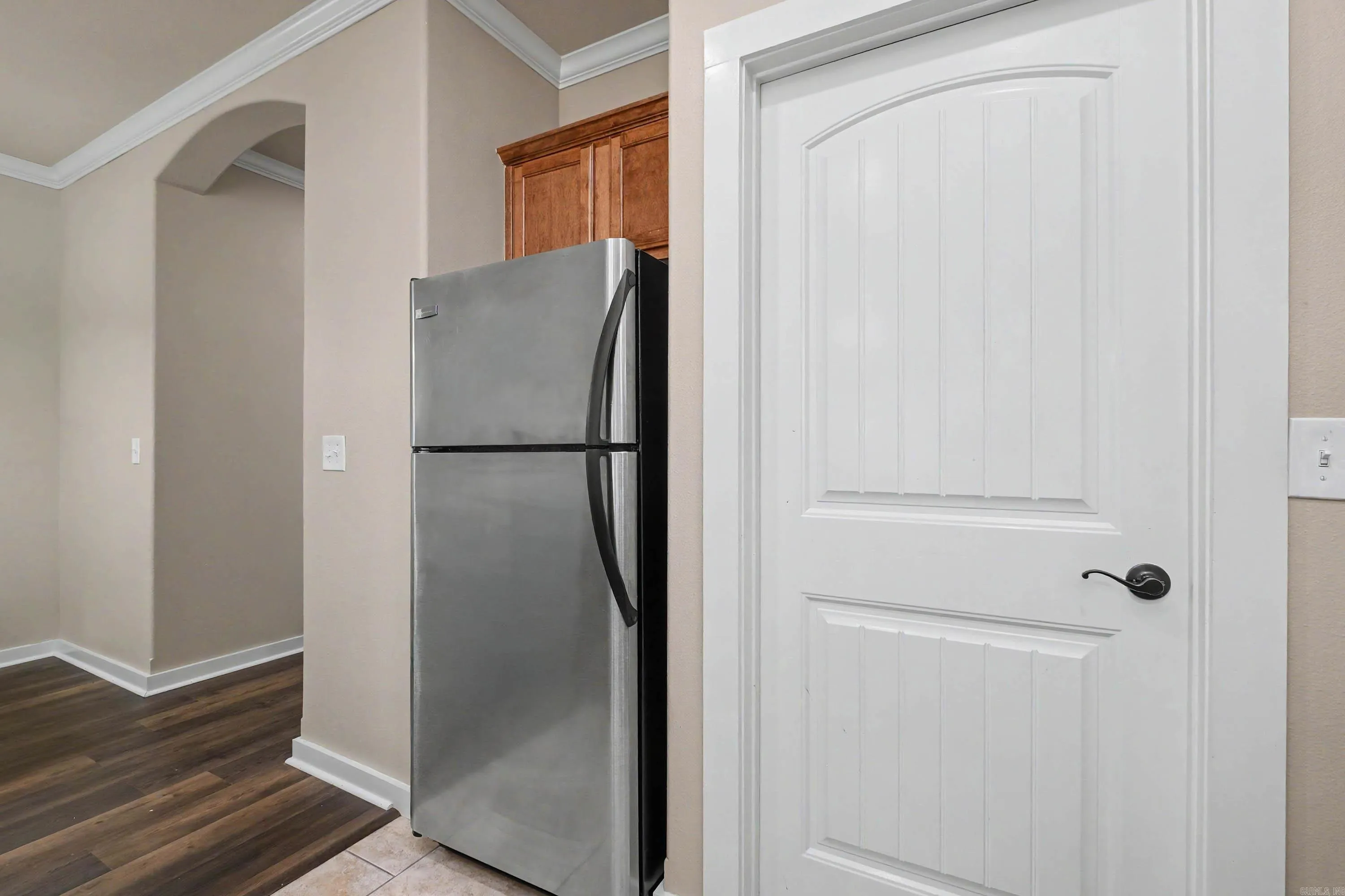 Property at 104  Venezia - Image 13