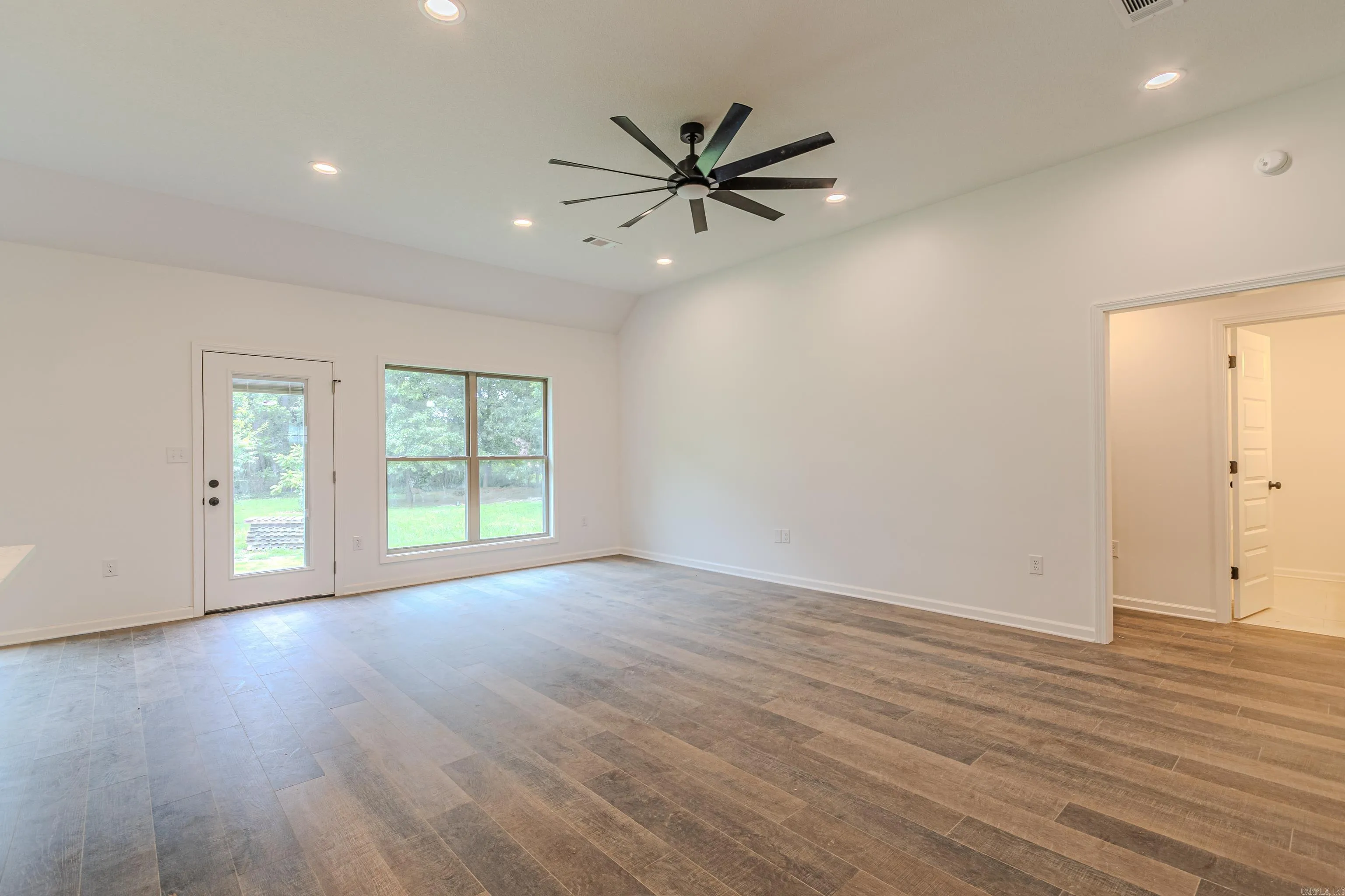 Property at 2011  Wildrose - Image 15