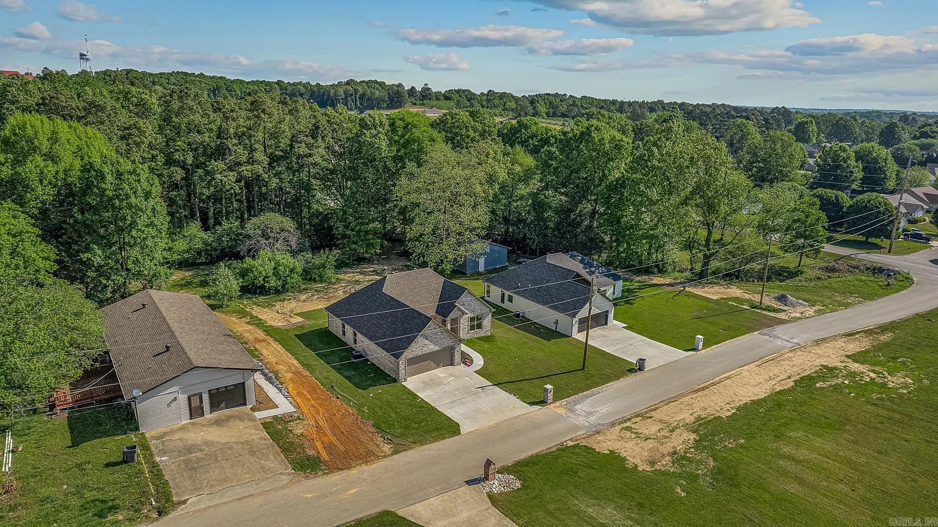 Property at 2011  Wildrose - Image 25
