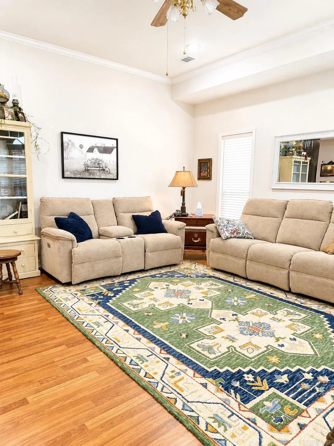 Property at 2612  Evonshire - Image 5