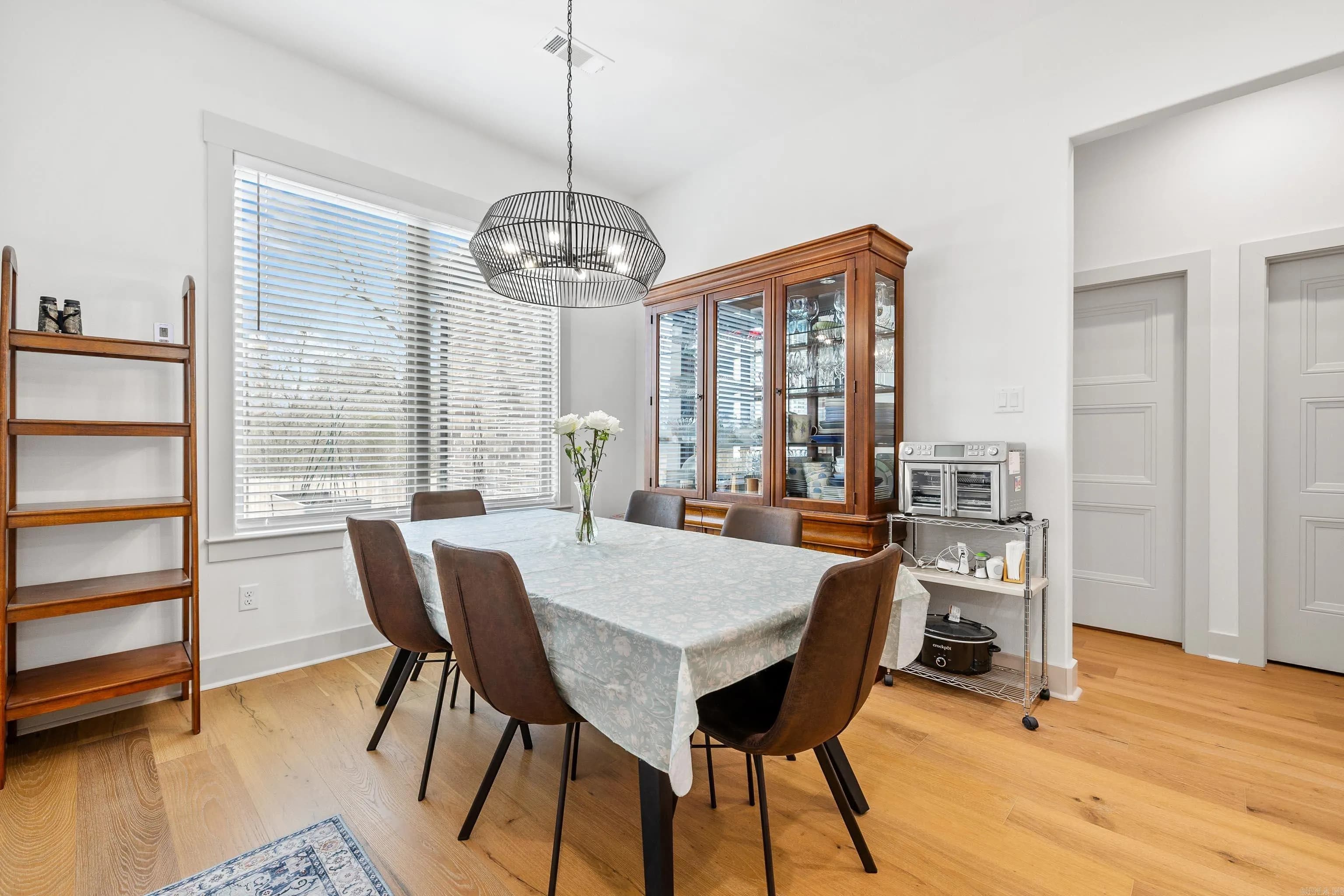 Property at 8028 N Shoreline - Image 16