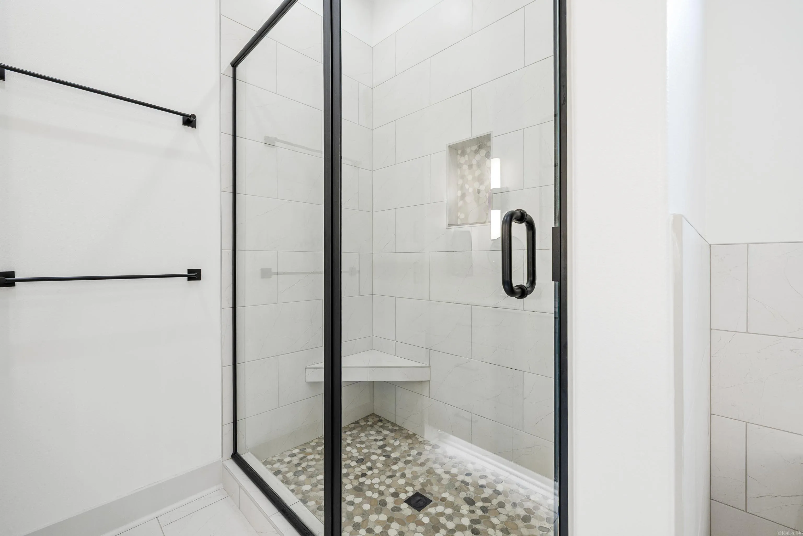 Property at 8028 N Shoreline - Image 23