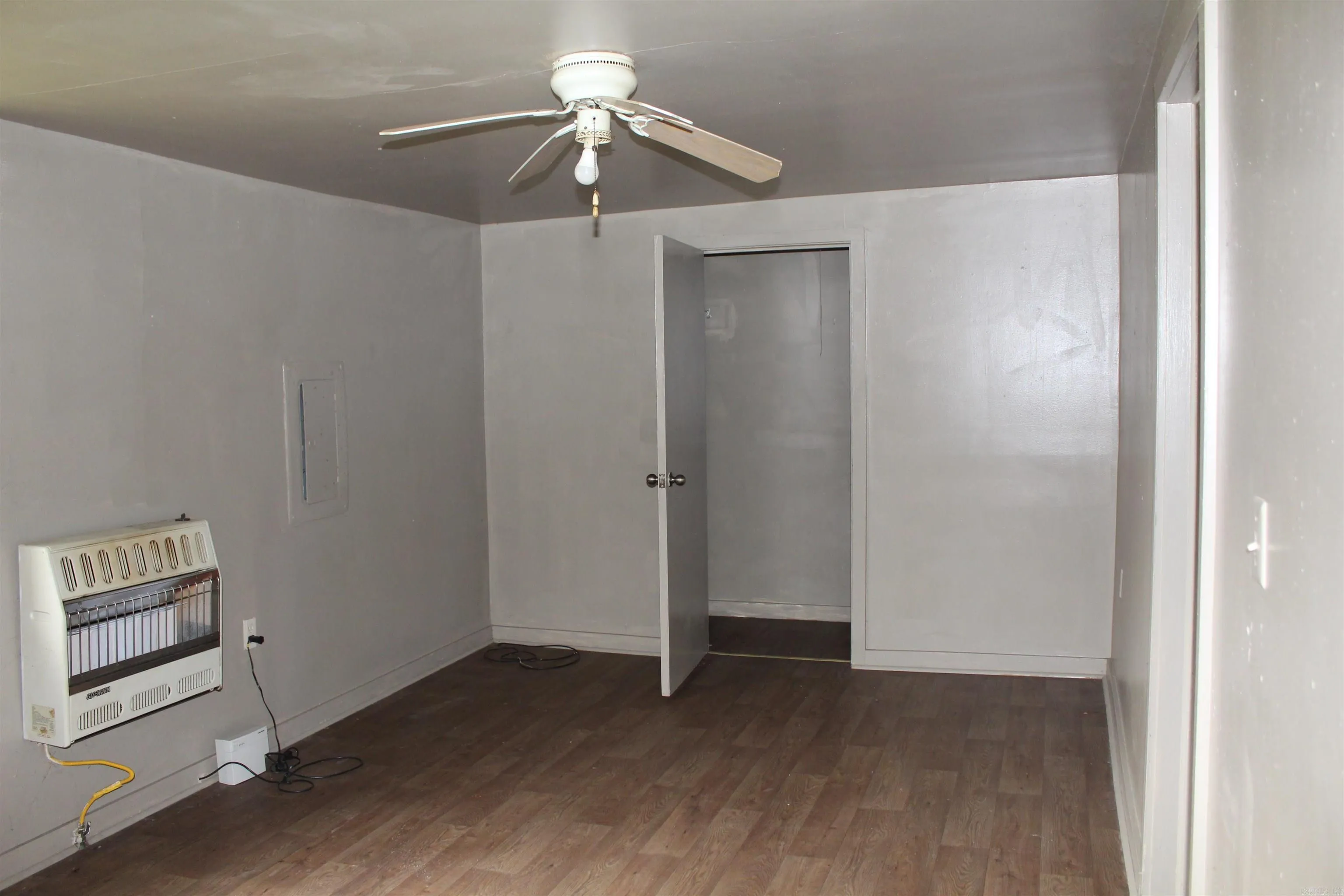 Property at 400  Canaan - Image 18