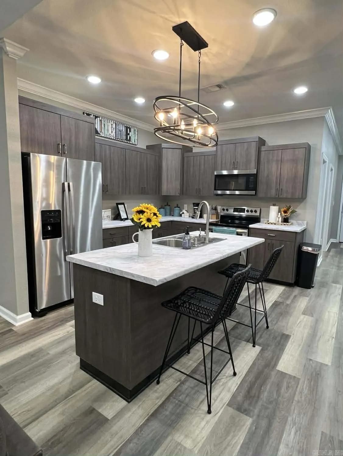 Property at 319 N High - Image 7