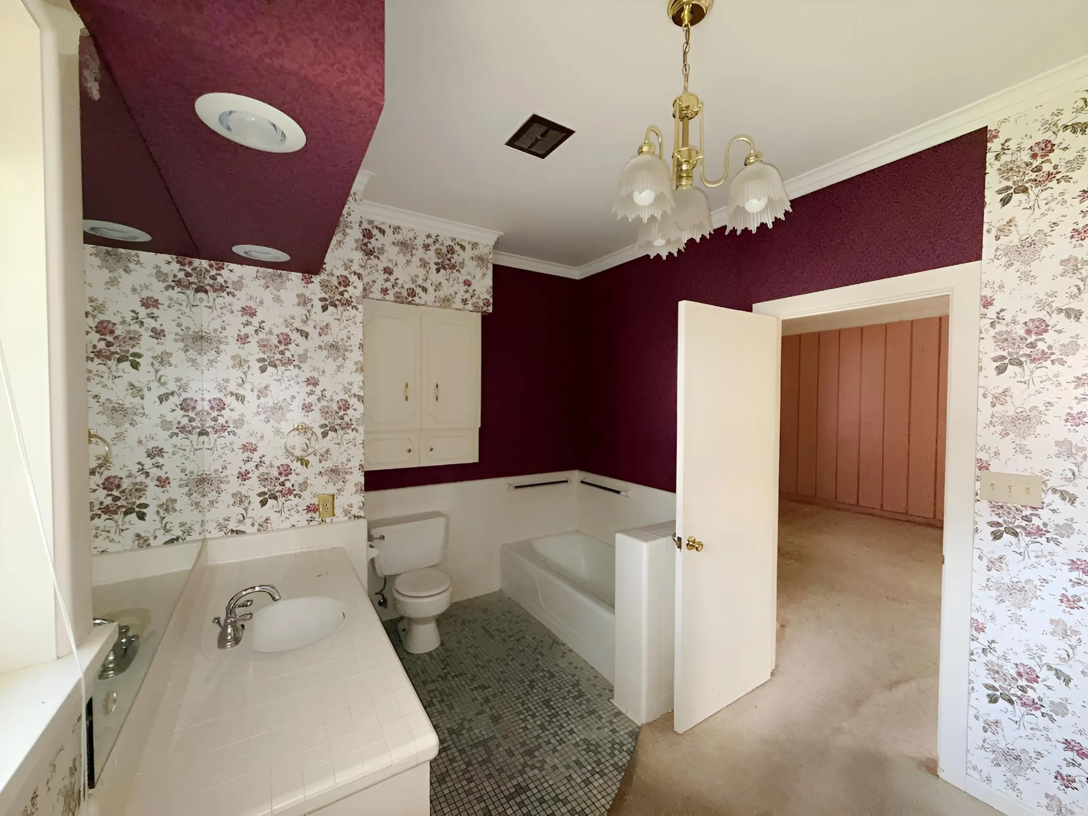 Property at 147  Woodland - Image 11