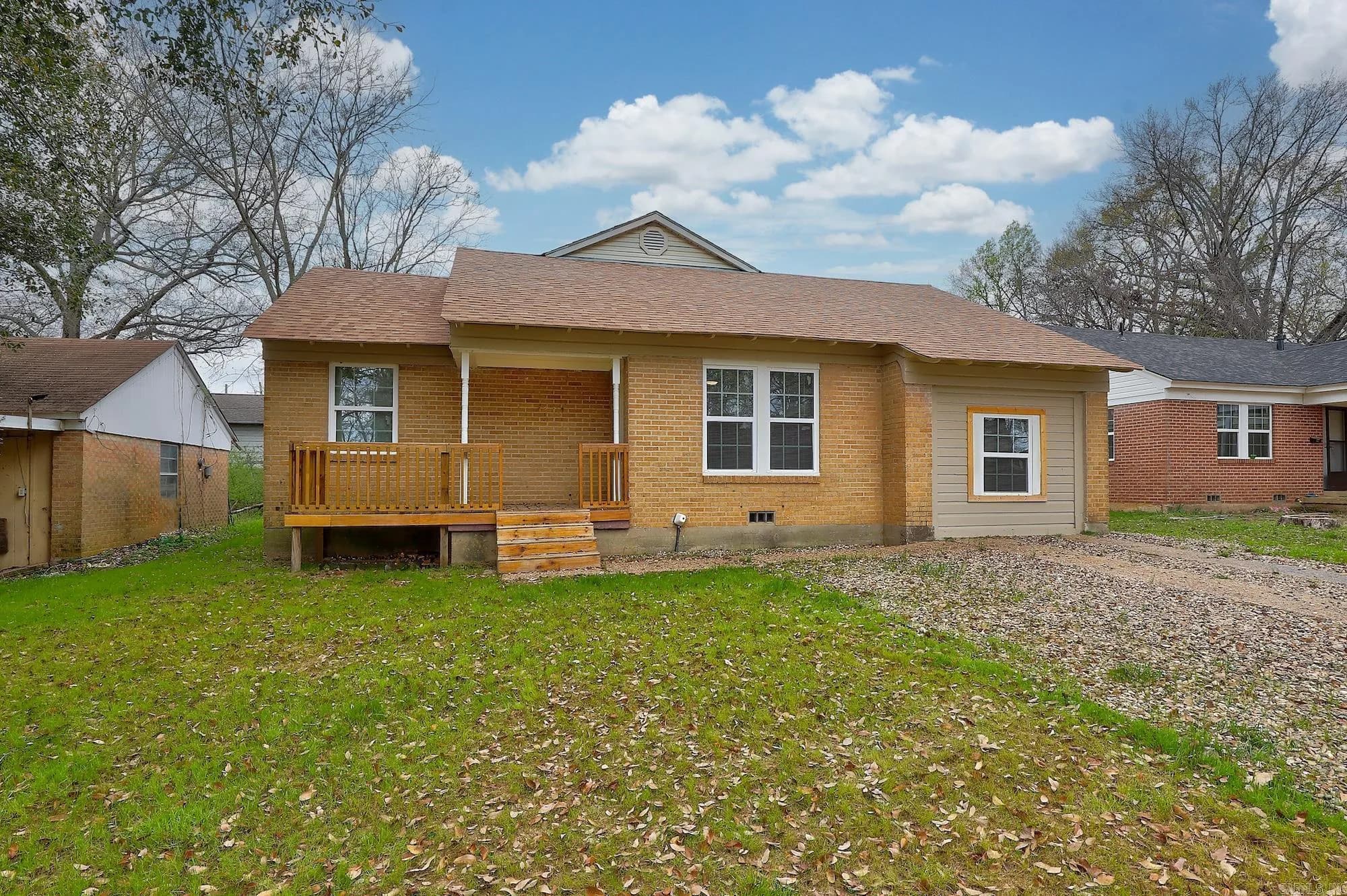 Property at 2321 N Akin - Image 1