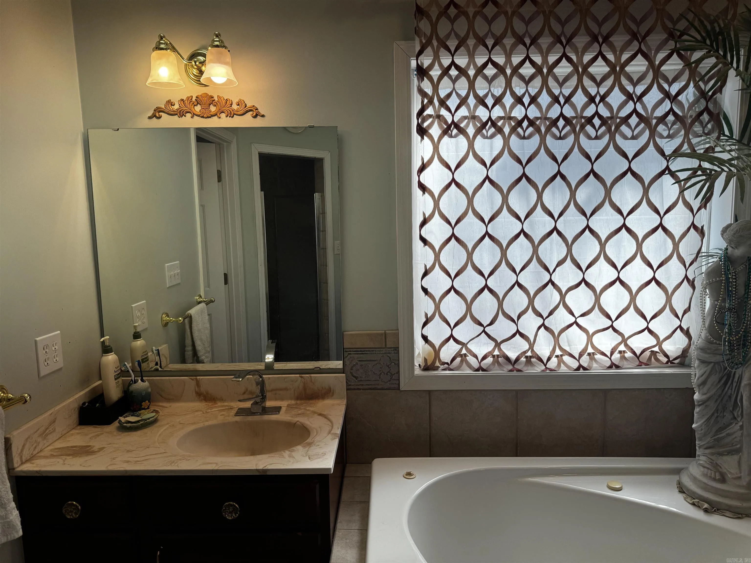 Property at 1840  Montrose - Image 42