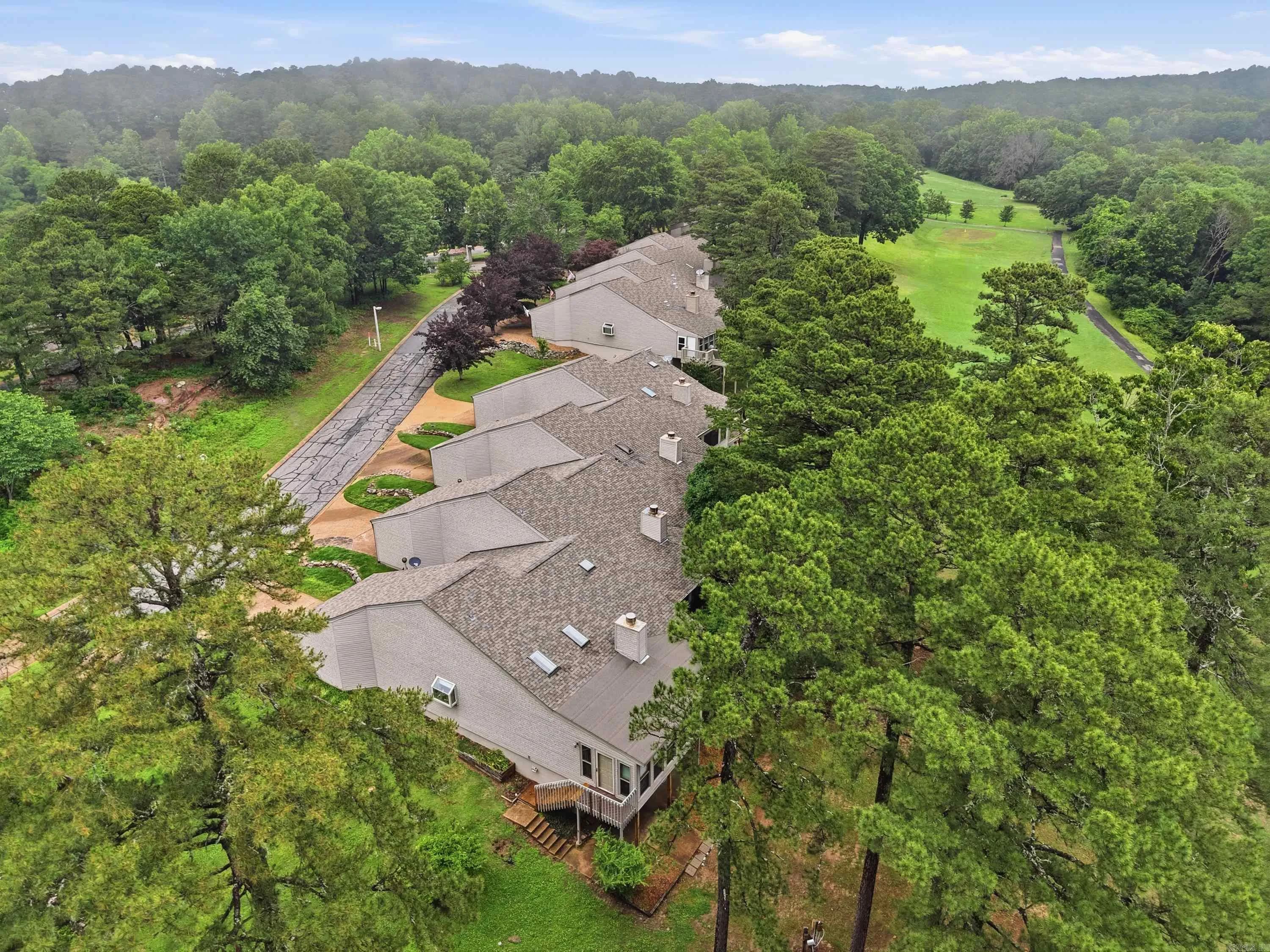 Property at 601  Woodlawn dr #2 - Image 33