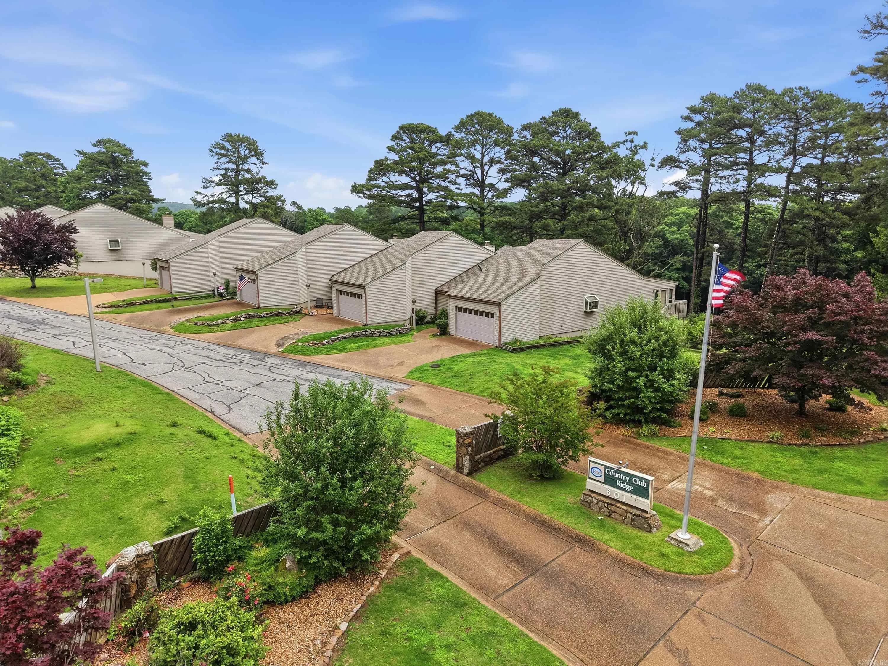 Property at 601  Woodlawn dr #2 - Image 32