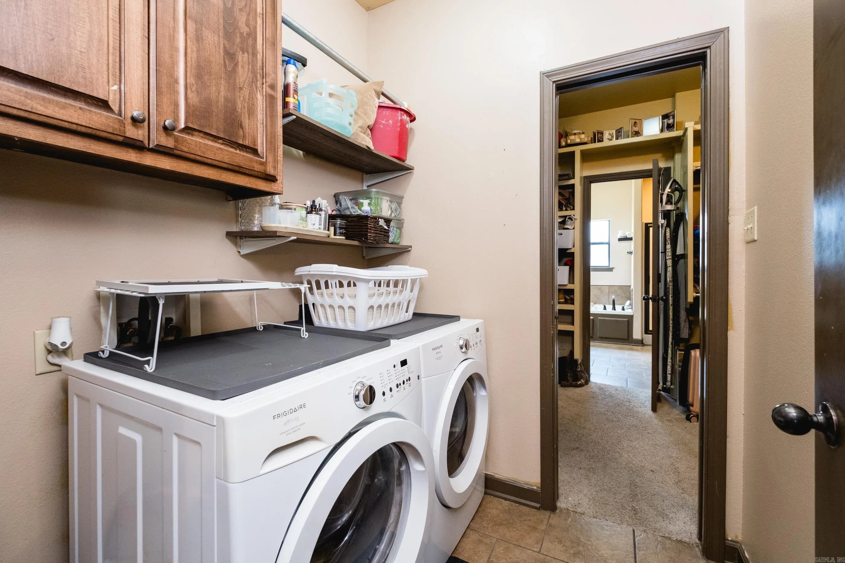 Property at 1204  Oxford - Image 20