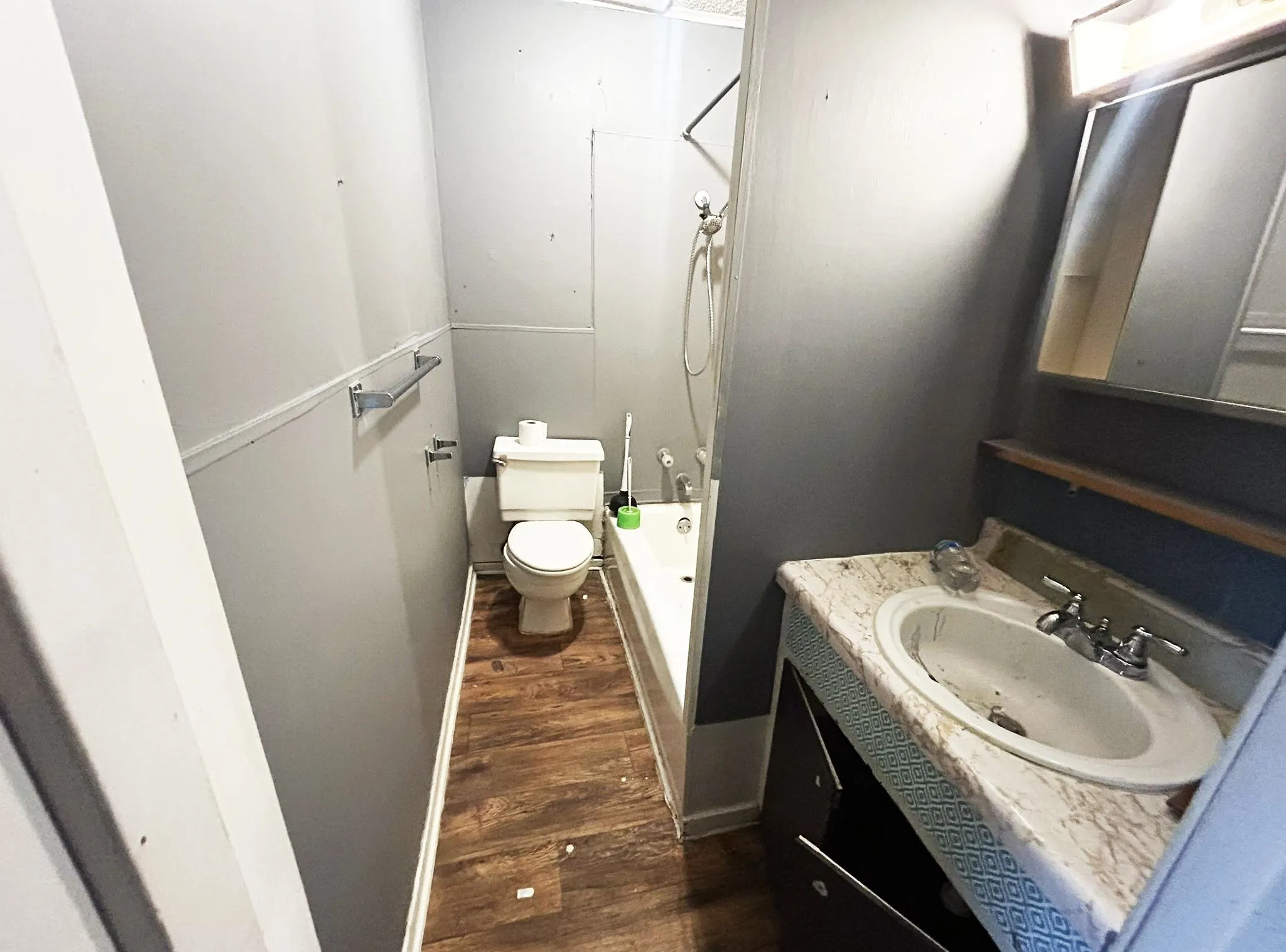 Property at 1212  Clark lane - Image 10