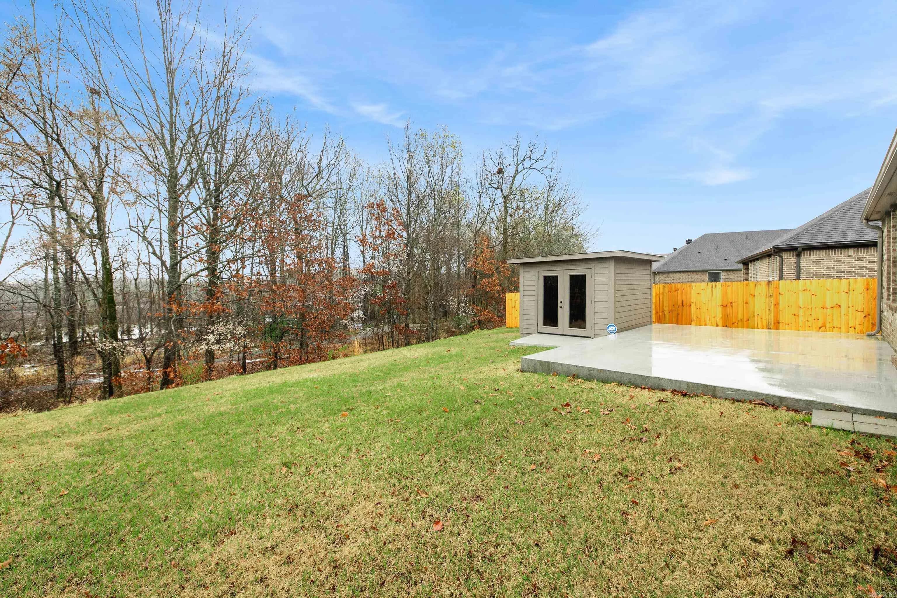 Property at 213  Lainey - Image 35